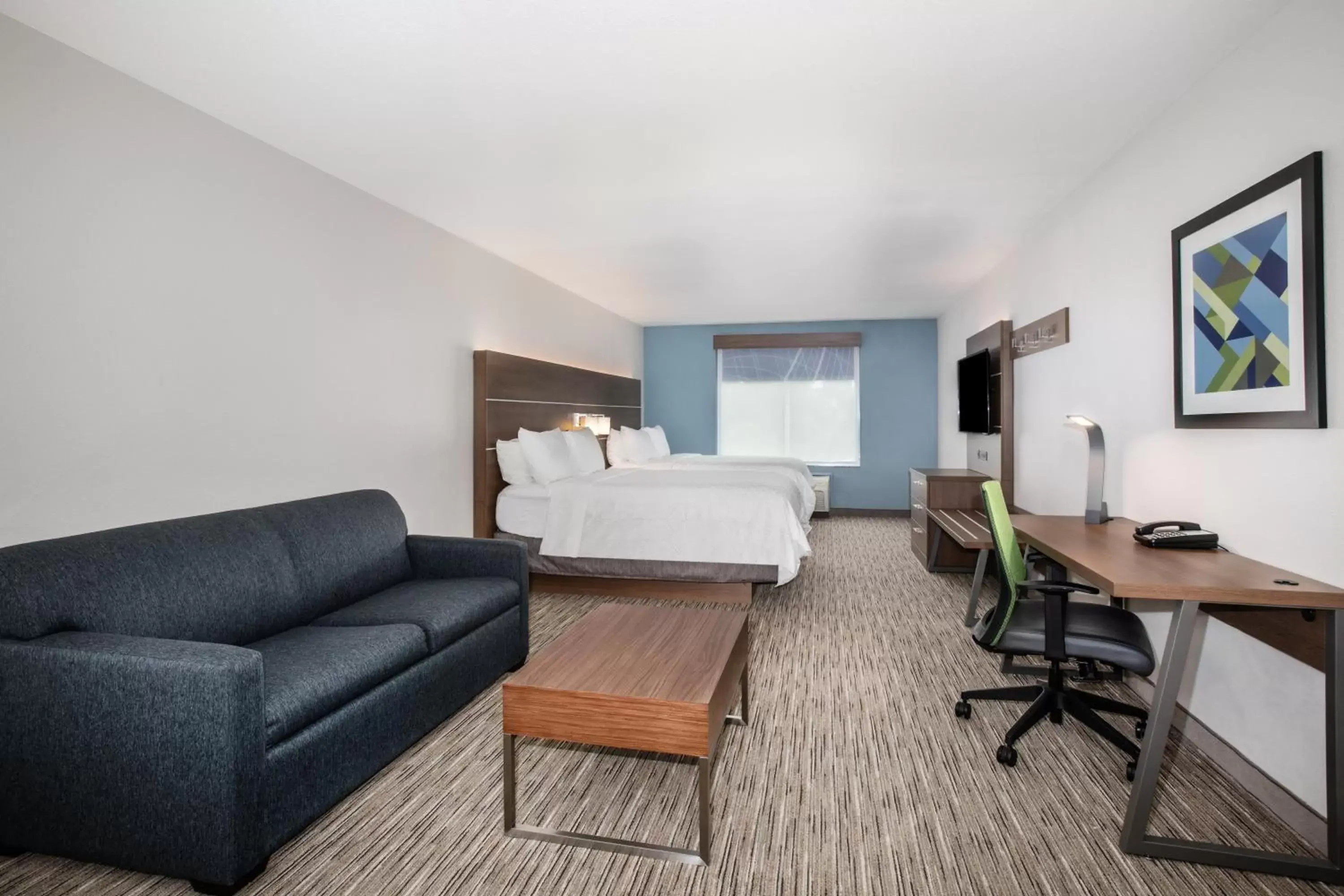 Photo of the whole room in Holiday Inn Express & Suites Yosemite Park Area, an IHG Hotel