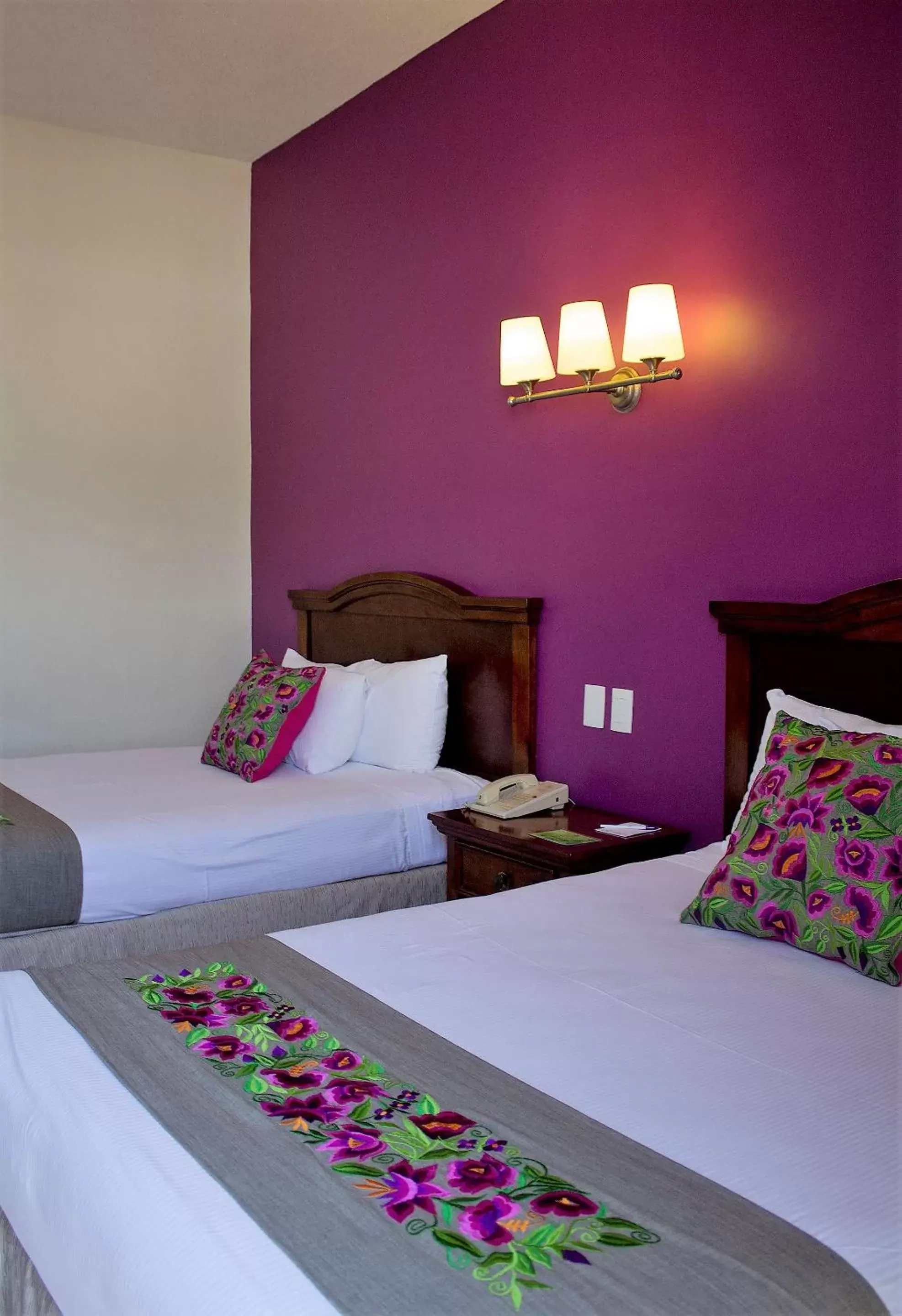 Photo of the whole room, Bed in Hotel Plaza Campeche