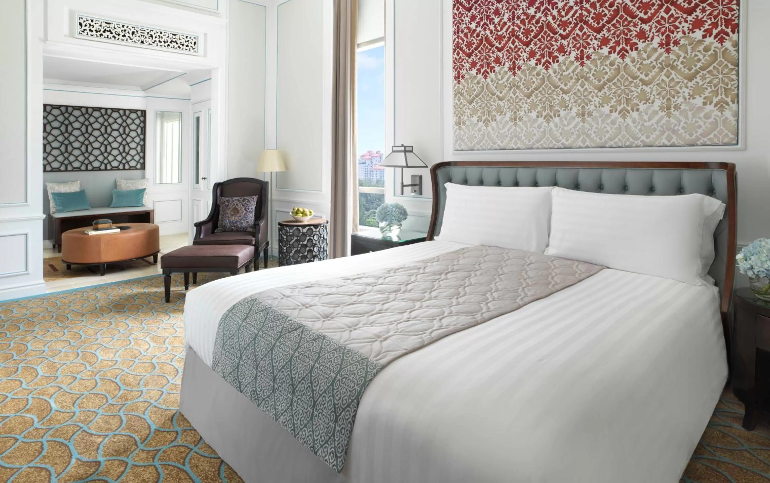 Photo of the whole room, Bed in InterContinental Singapore by IHG