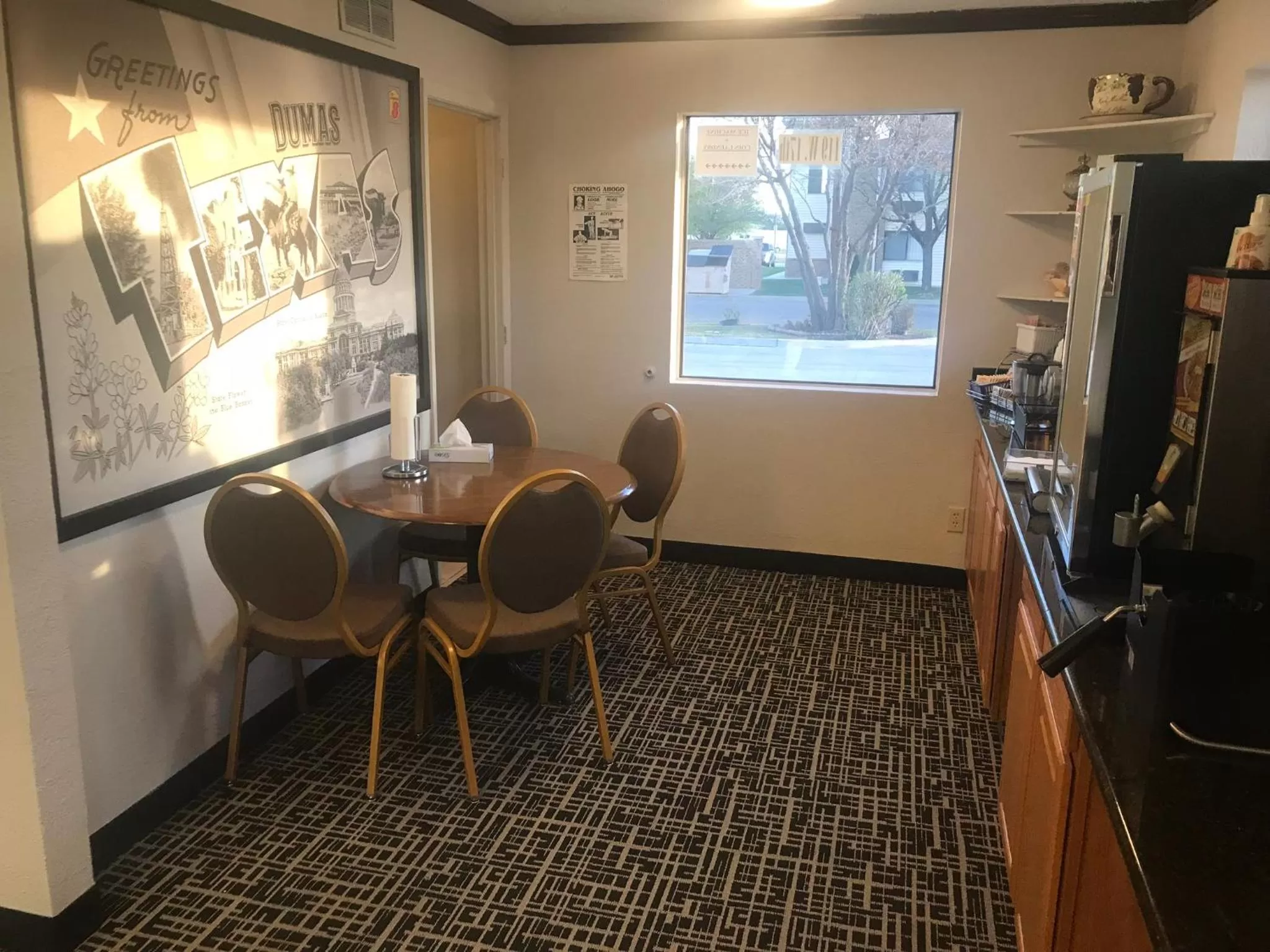 Coffee/tea facilities in Super 8 by Wyndham Dumas TX