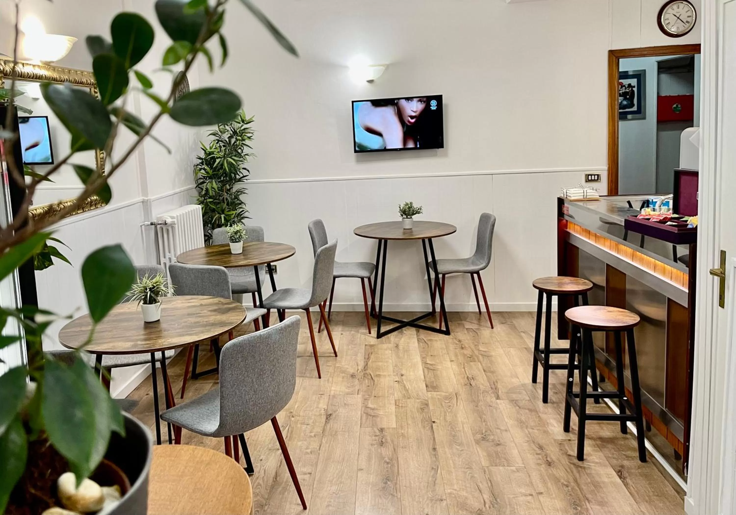 Seating area in Hotel S. Ercolano