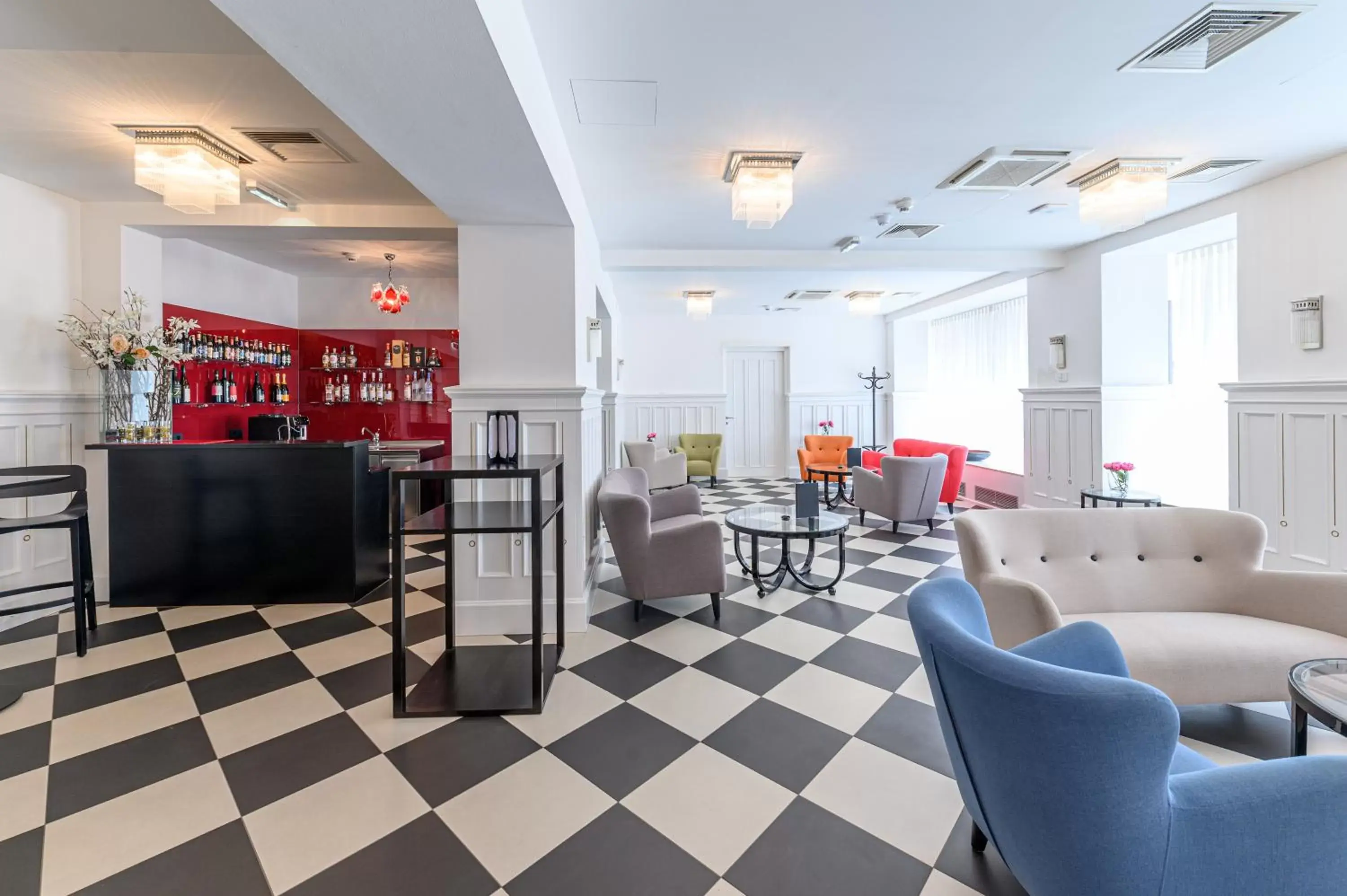 Lounge or bar in Hotel Caroline Lounge or bar in Hotel Caroline