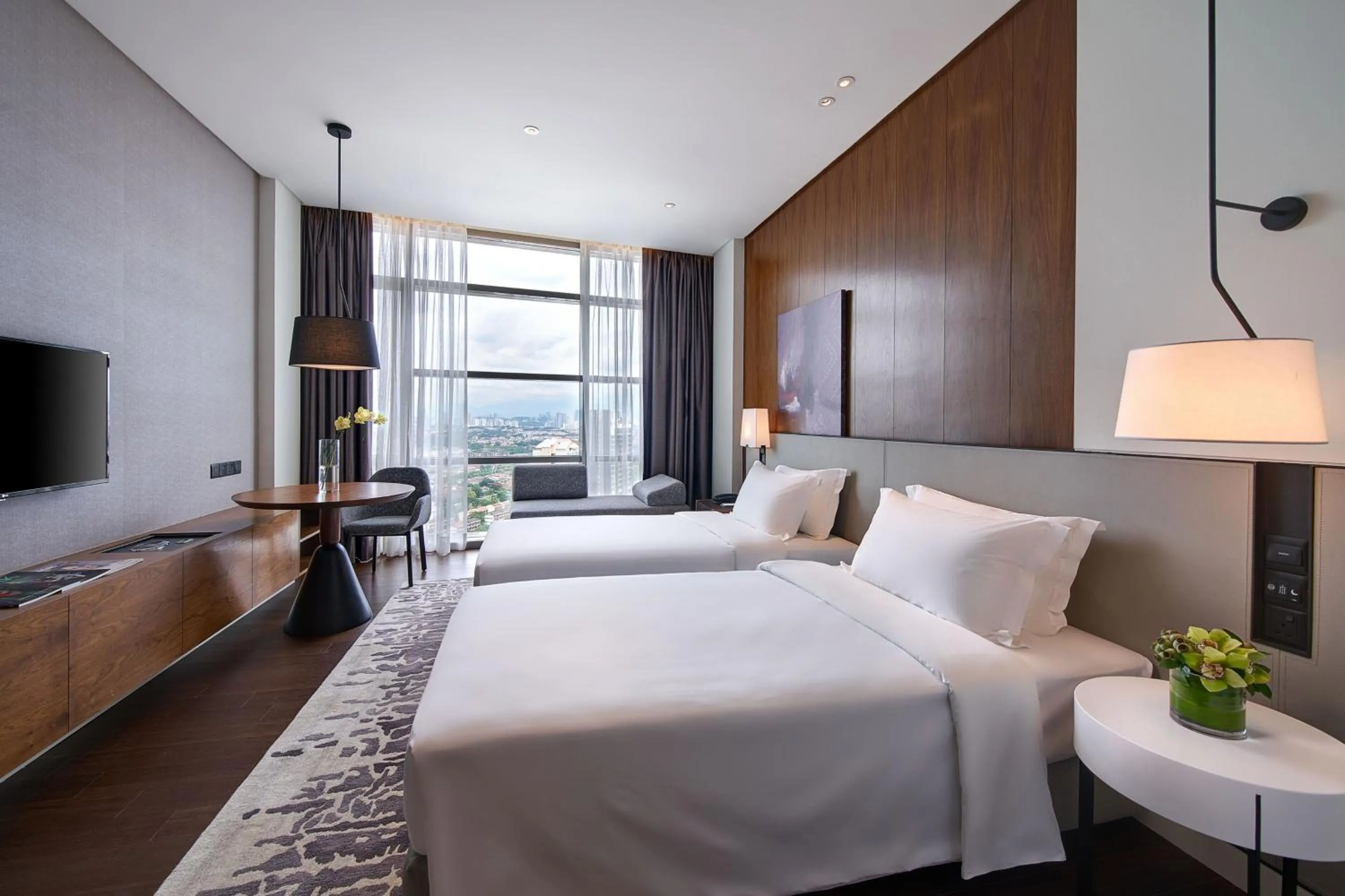 Photo of the whole room, Bed in Le Meridien Petaling Jaya