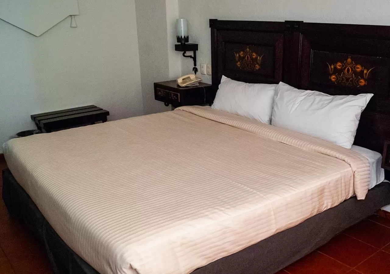 Property building, Bed in Hotel Fenix
