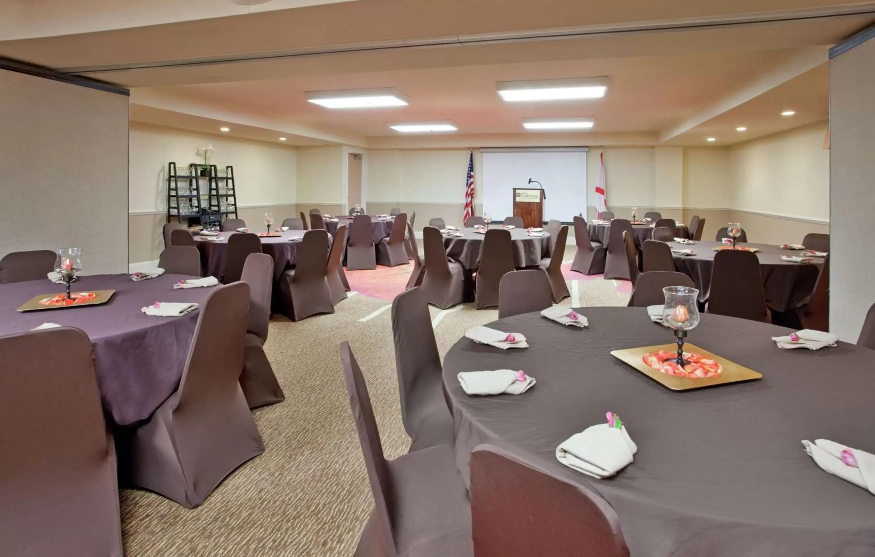 Meeting/conference room, Restaurant/Places to Eat in Hilton Garden Inn Orange Beach
