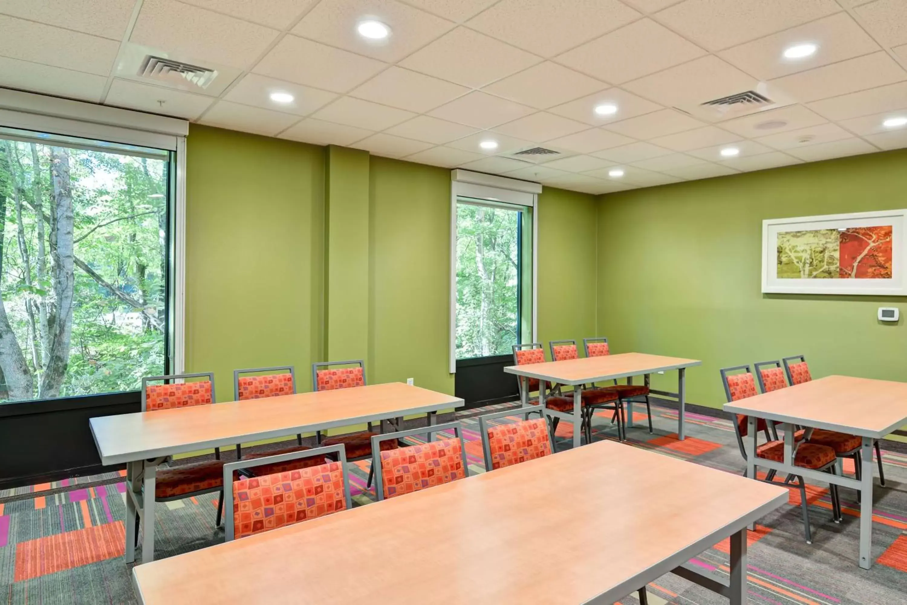 Meeting/conference room, Restaurant/Places to Eat in Home2 Suites By Hilton Stafford Quantico