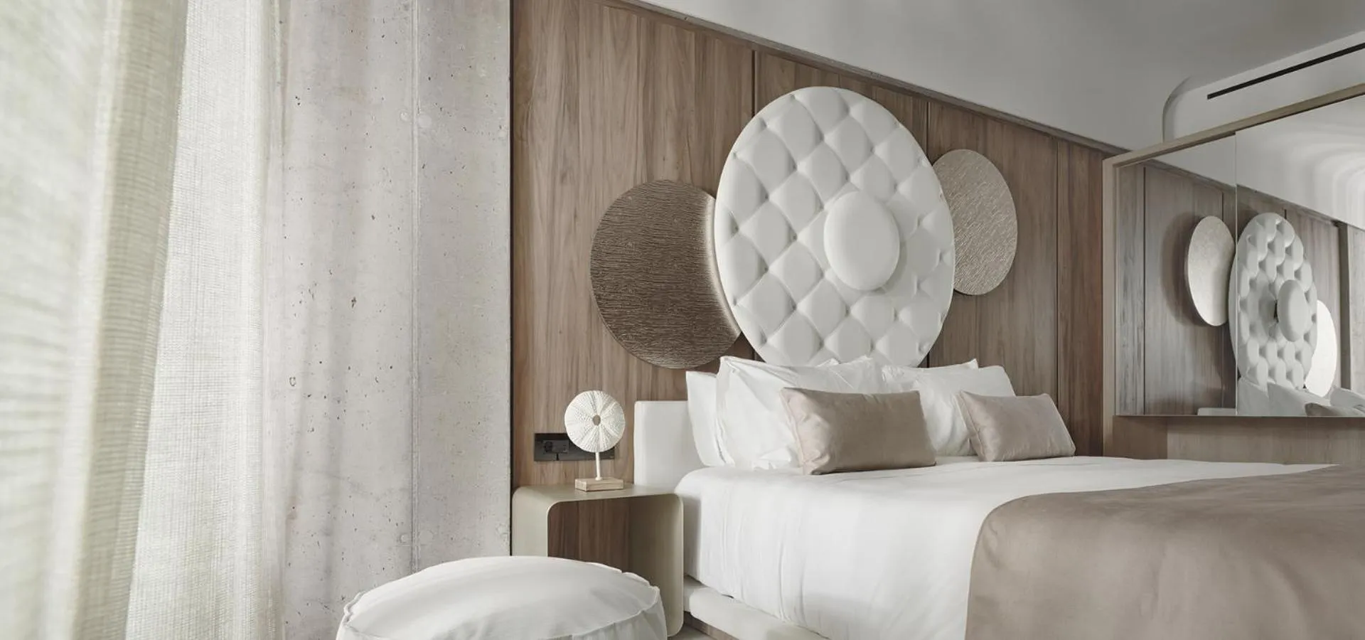 Property building, Bed in Nautilux Rethymno by Mage Hotels