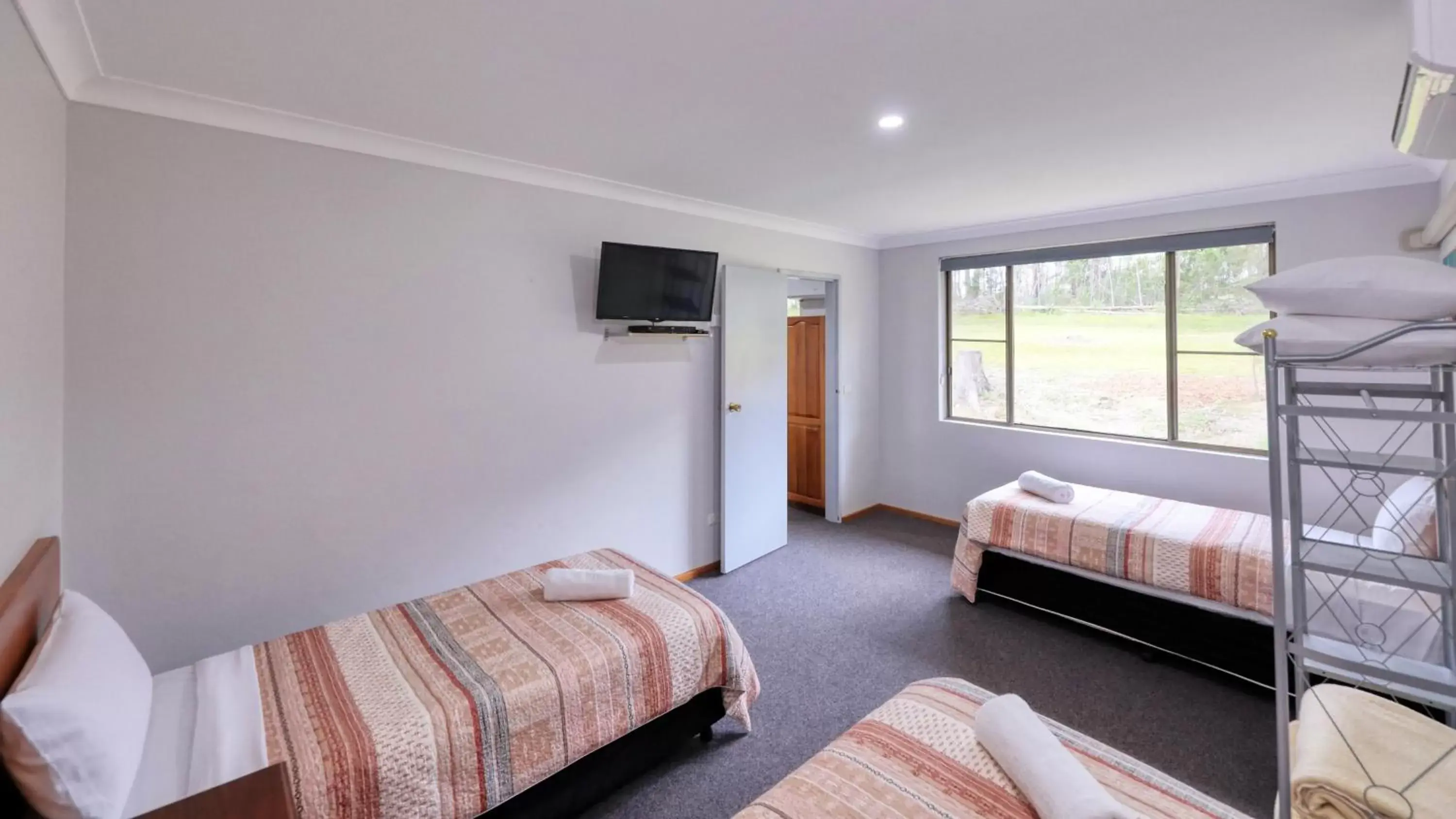 TV and multimedia in Kempsey Powerhouse Motel