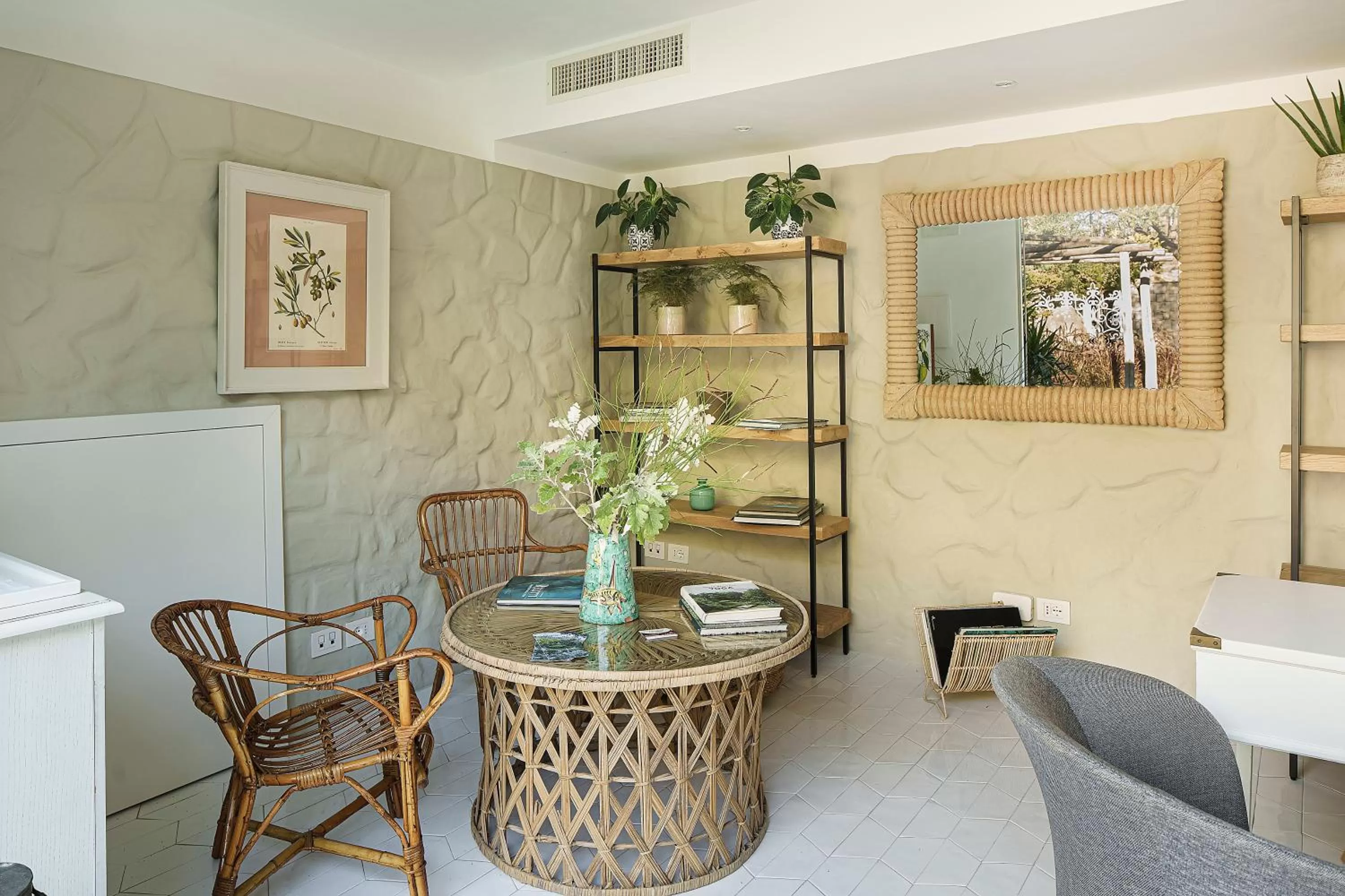 Lobby or reception in Costa Del Capitano Seaside Villas