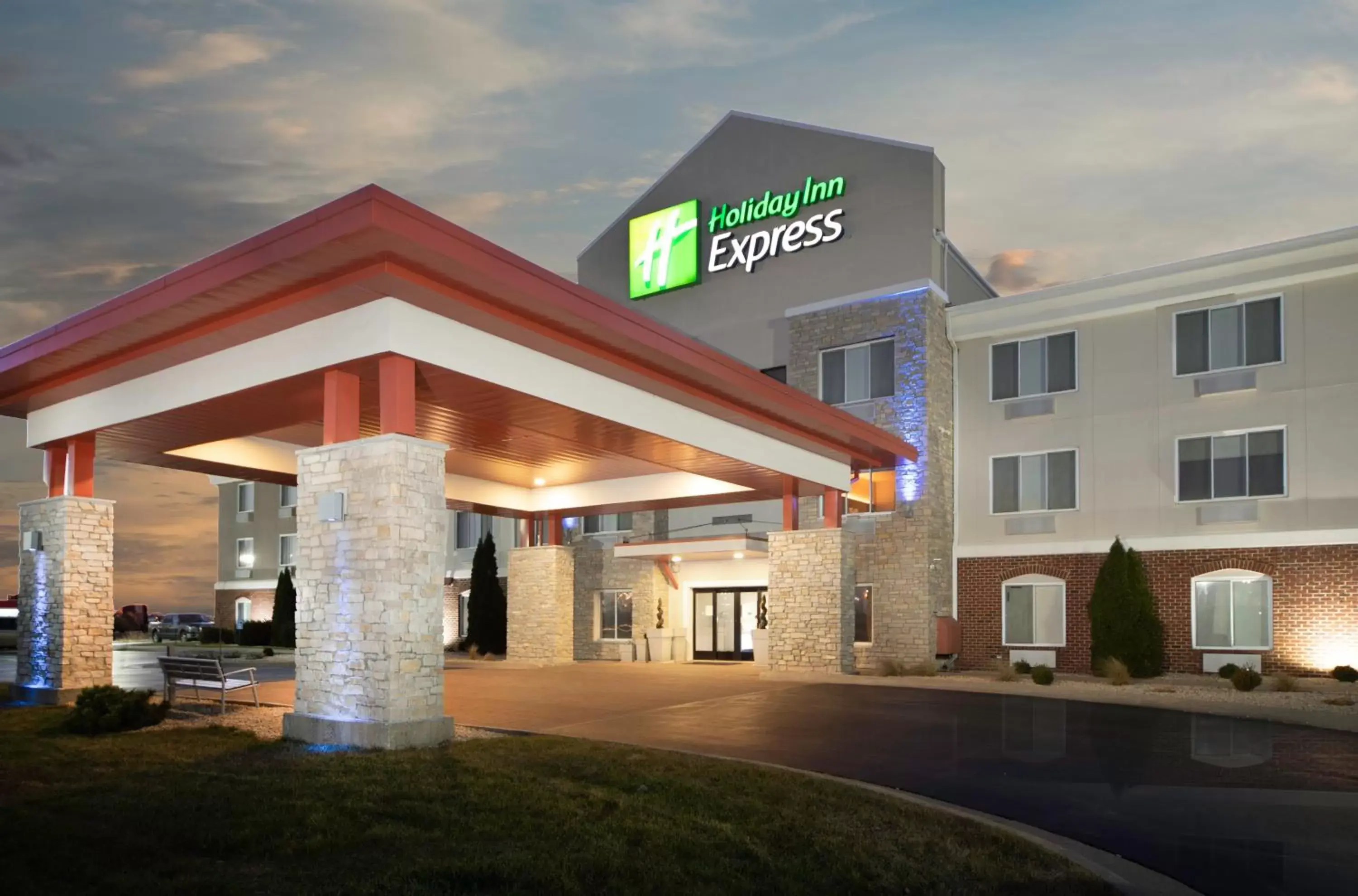 Property building in Holiday Inn Express Rochelle, an IHG Hotel