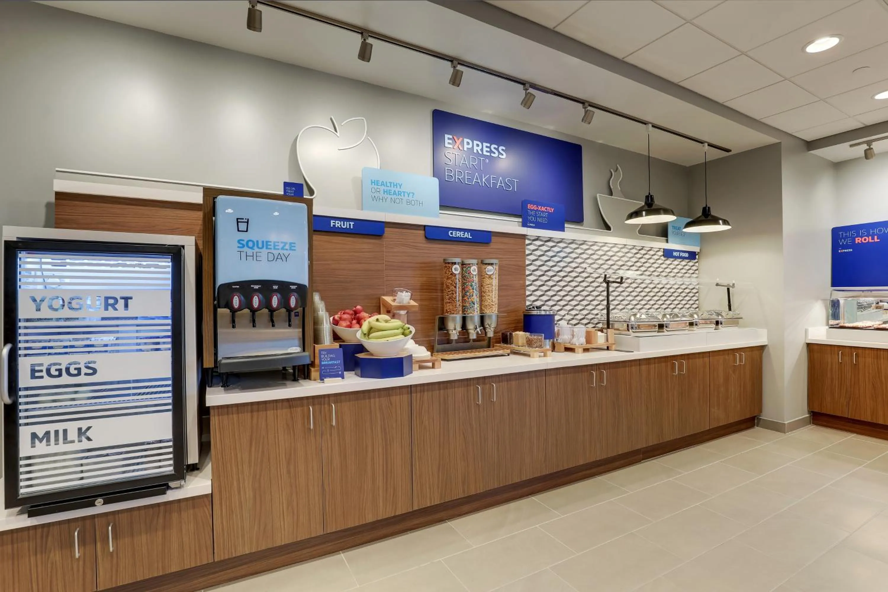 Buffet breakfast in Holiday Inn Express Holly Springs - Raleigh Area by IHG