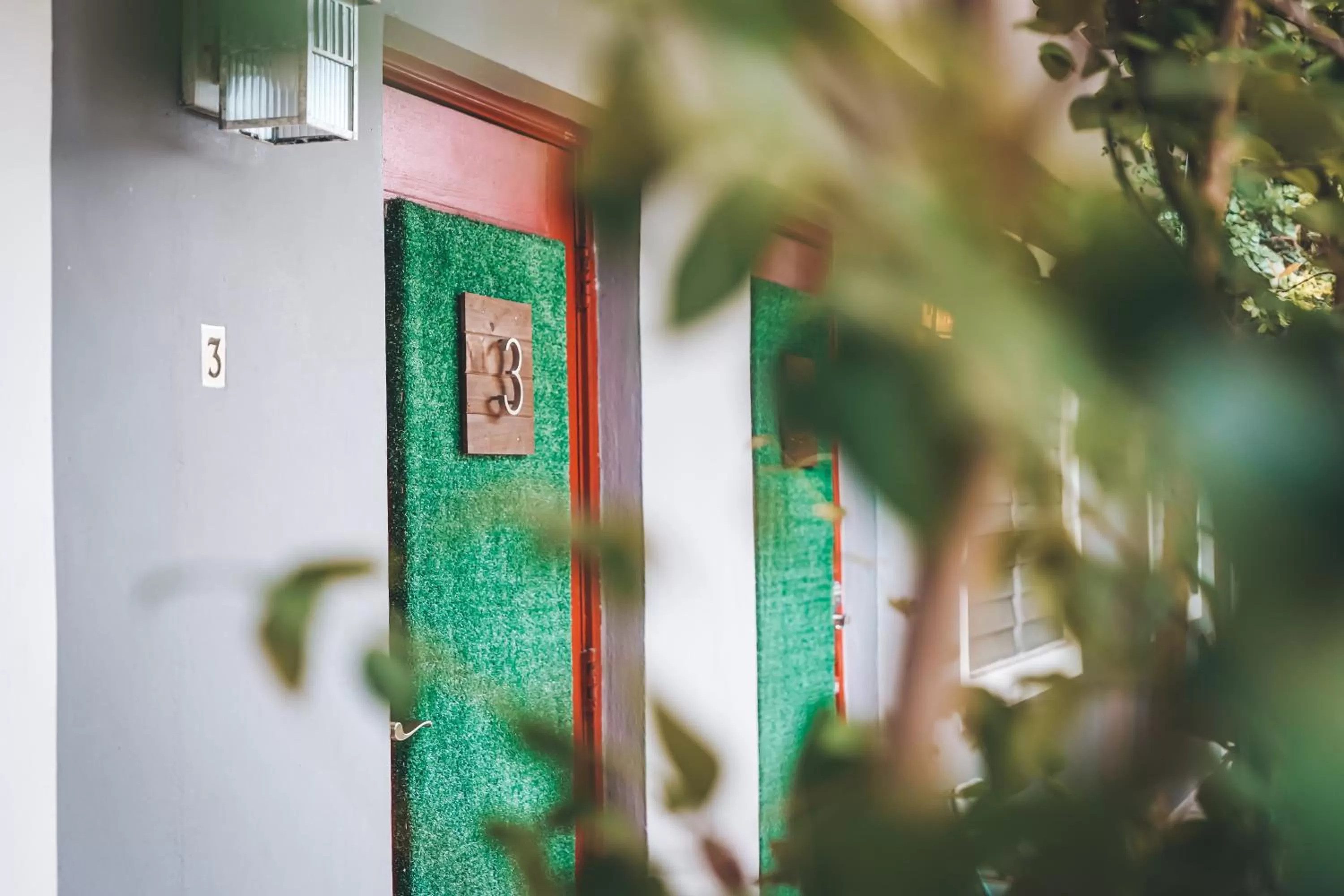 Facade/entrance in Hollywood Light Haven Lodge