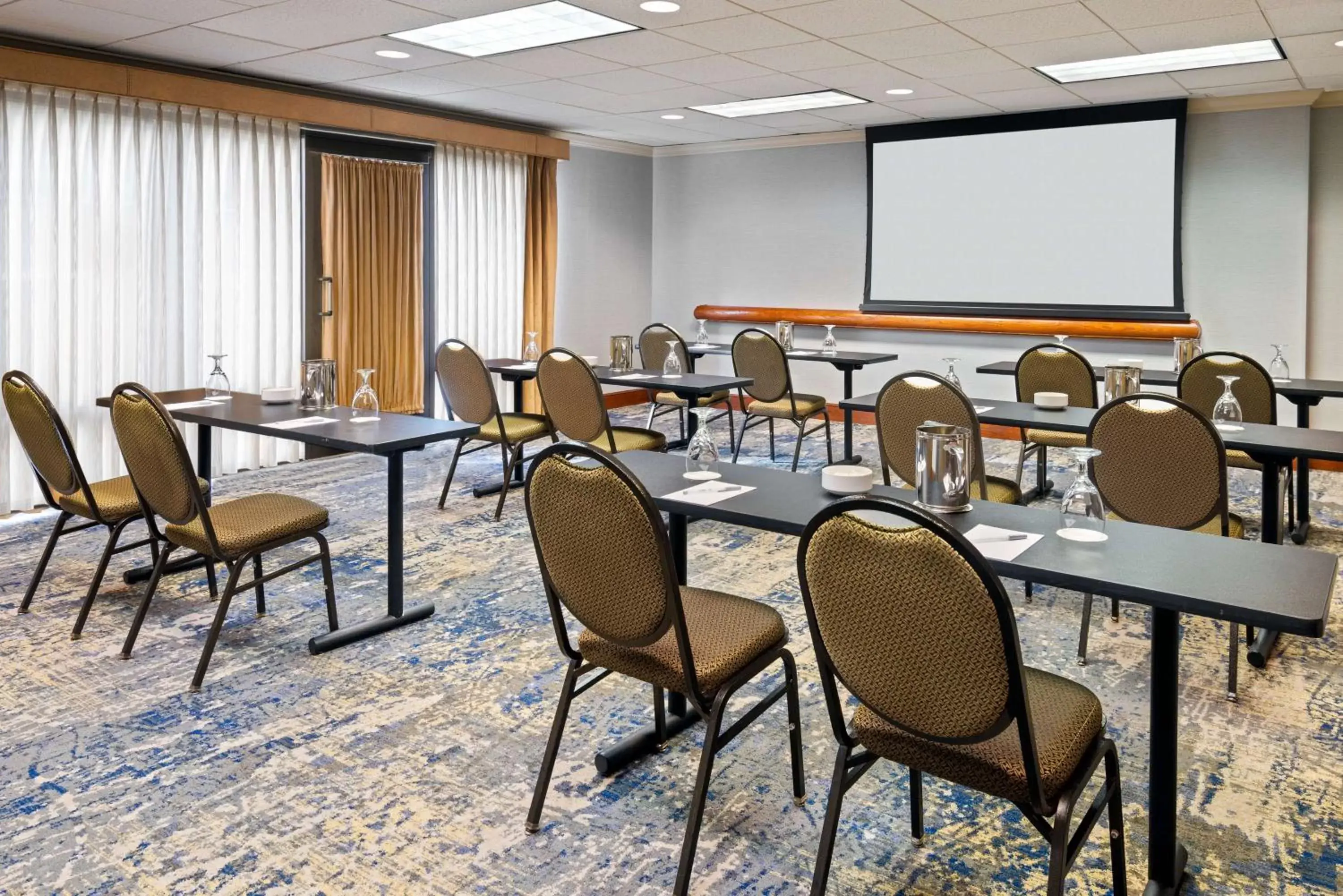 Meeting/conference room in Hampton Inn & Suites Country Club Plaza