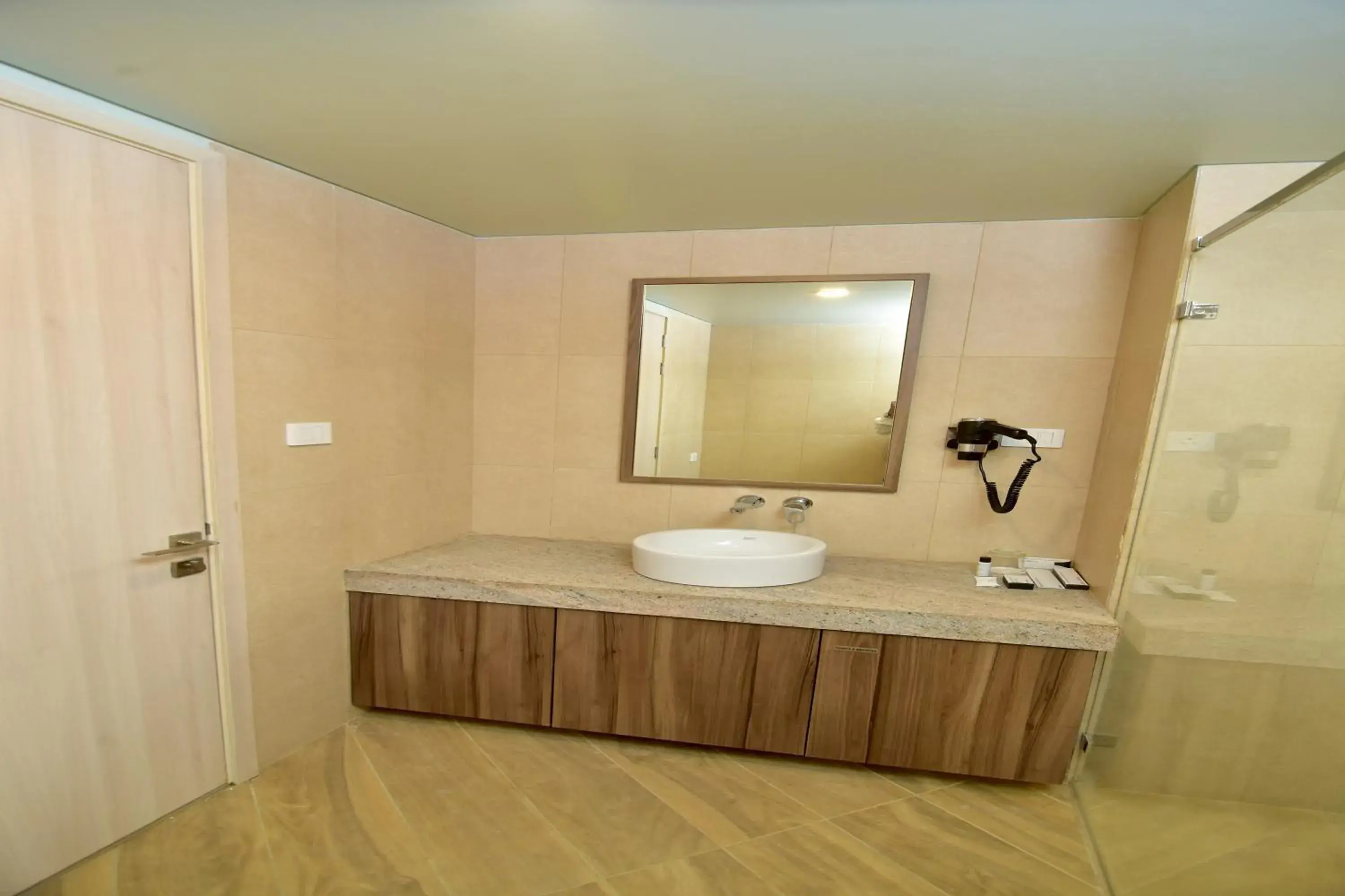 Bathroom in Oxford Golf Resort