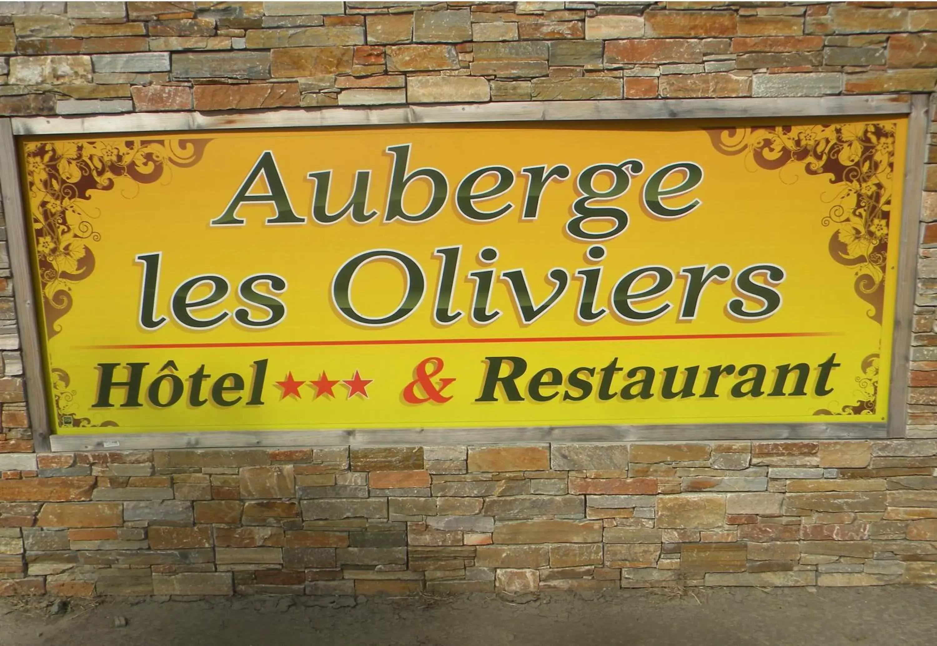 Property logo or sign in Auberge les Oliviers