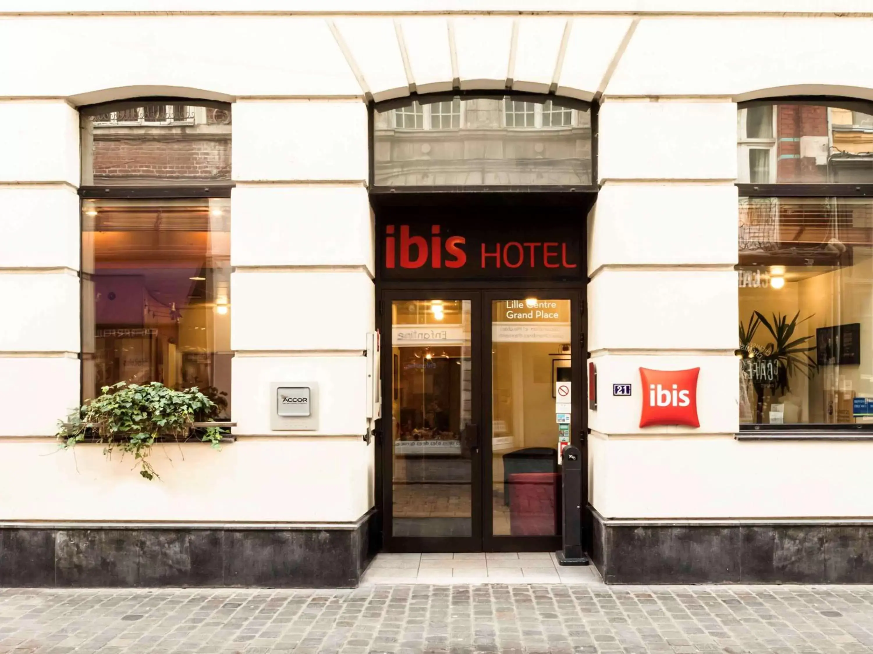 Property building in ibis Lille Centre Grand Place