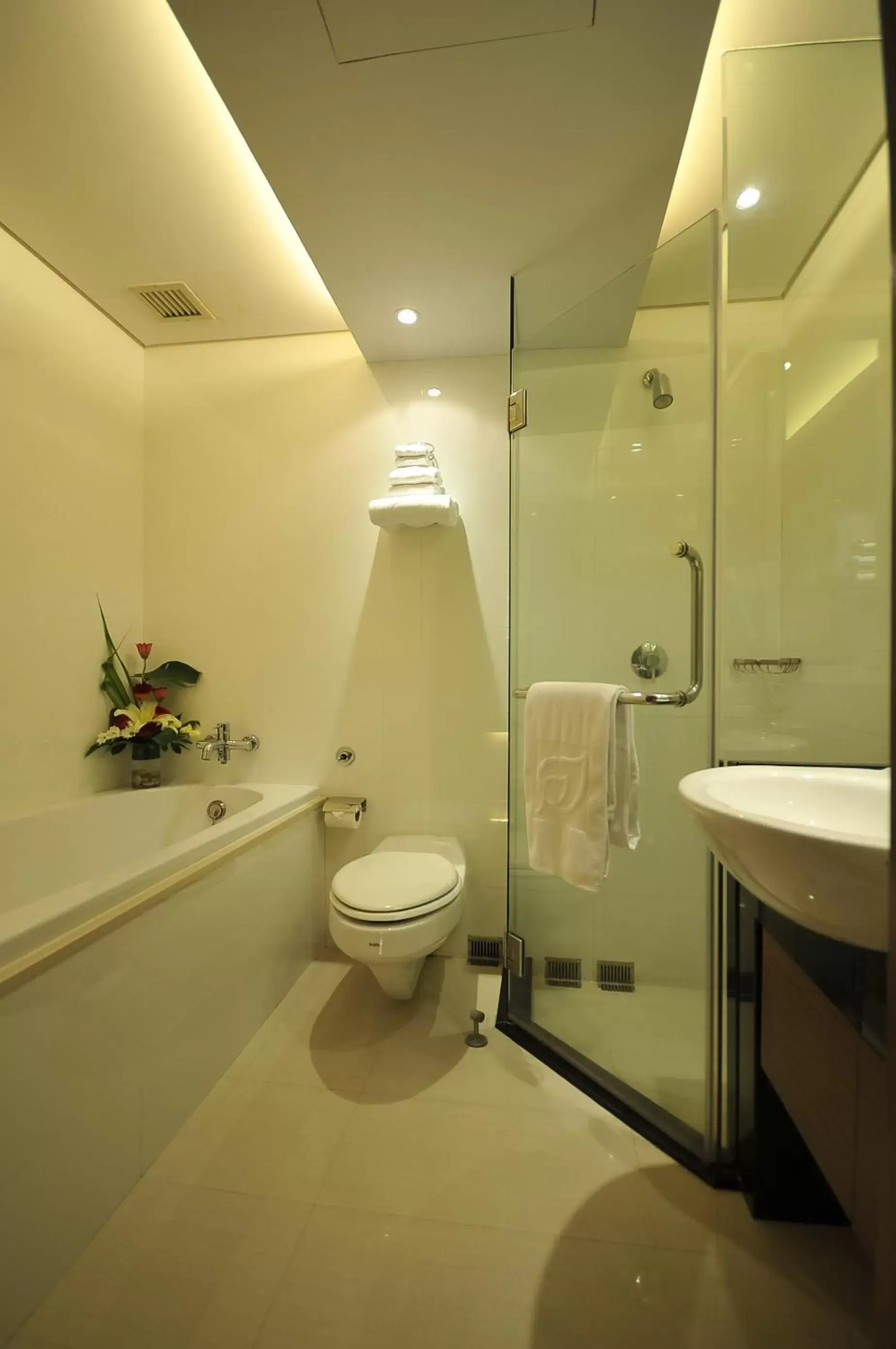 Bathroom in Rama Gardens Hotel Bangkok - SHA Plus Certified