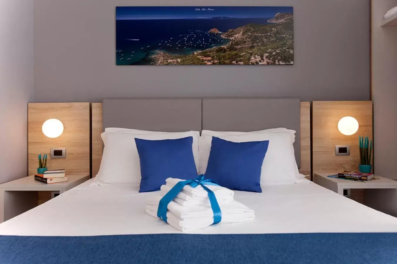 Bedroom, Bed in Bike&Boat Argentario Hotel