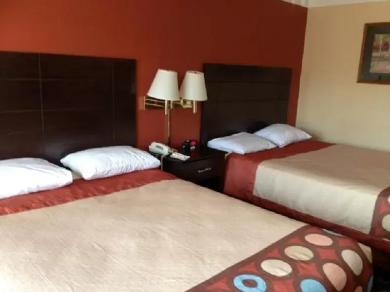 Queen Room with Two Queen Beds - Non-Smoking in Super 8 by Wyndham Fort Worth North