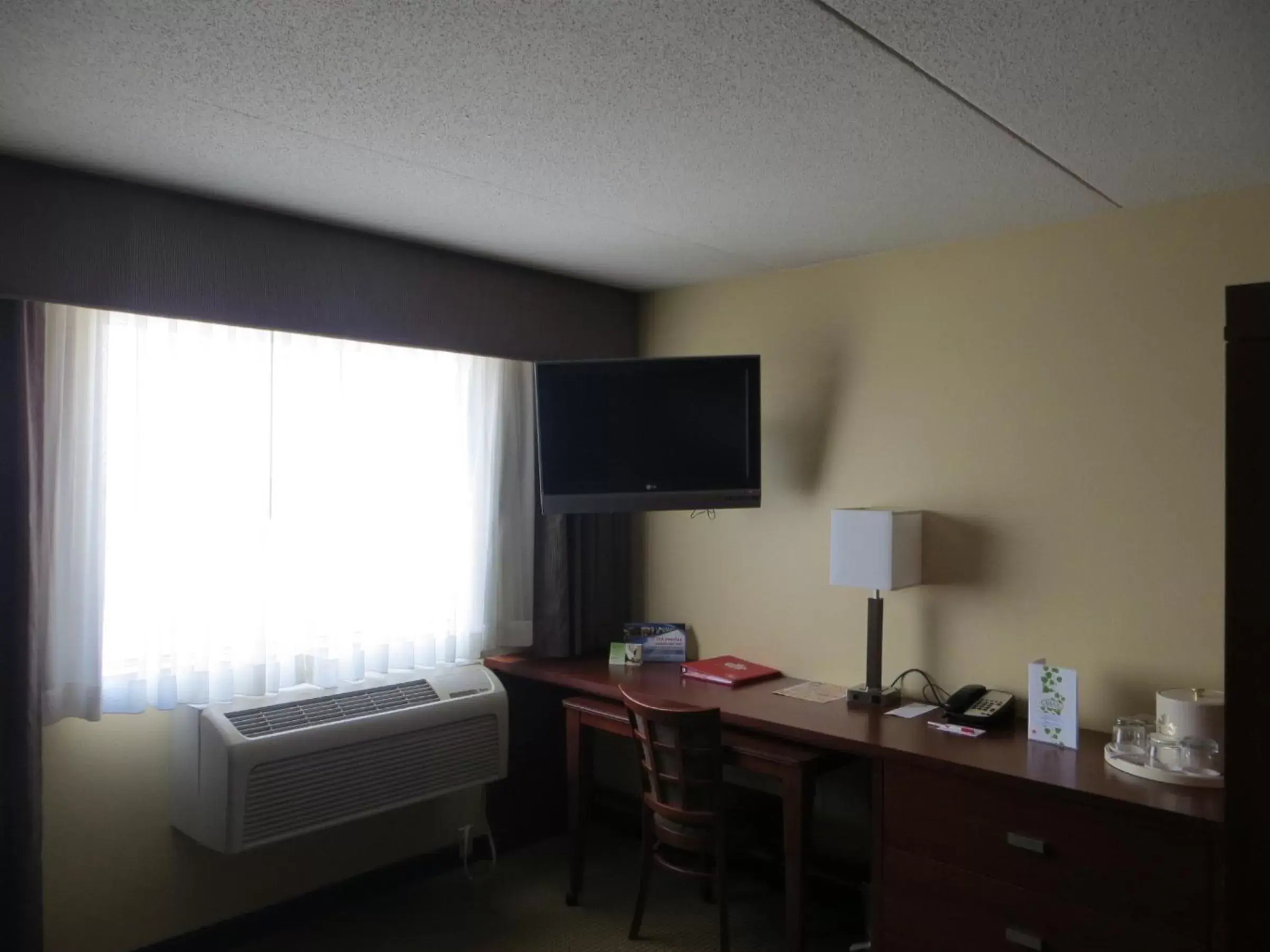 TV and multimedia, TV/Entertainment Center in Canad Inns Destination Center Grand Forks