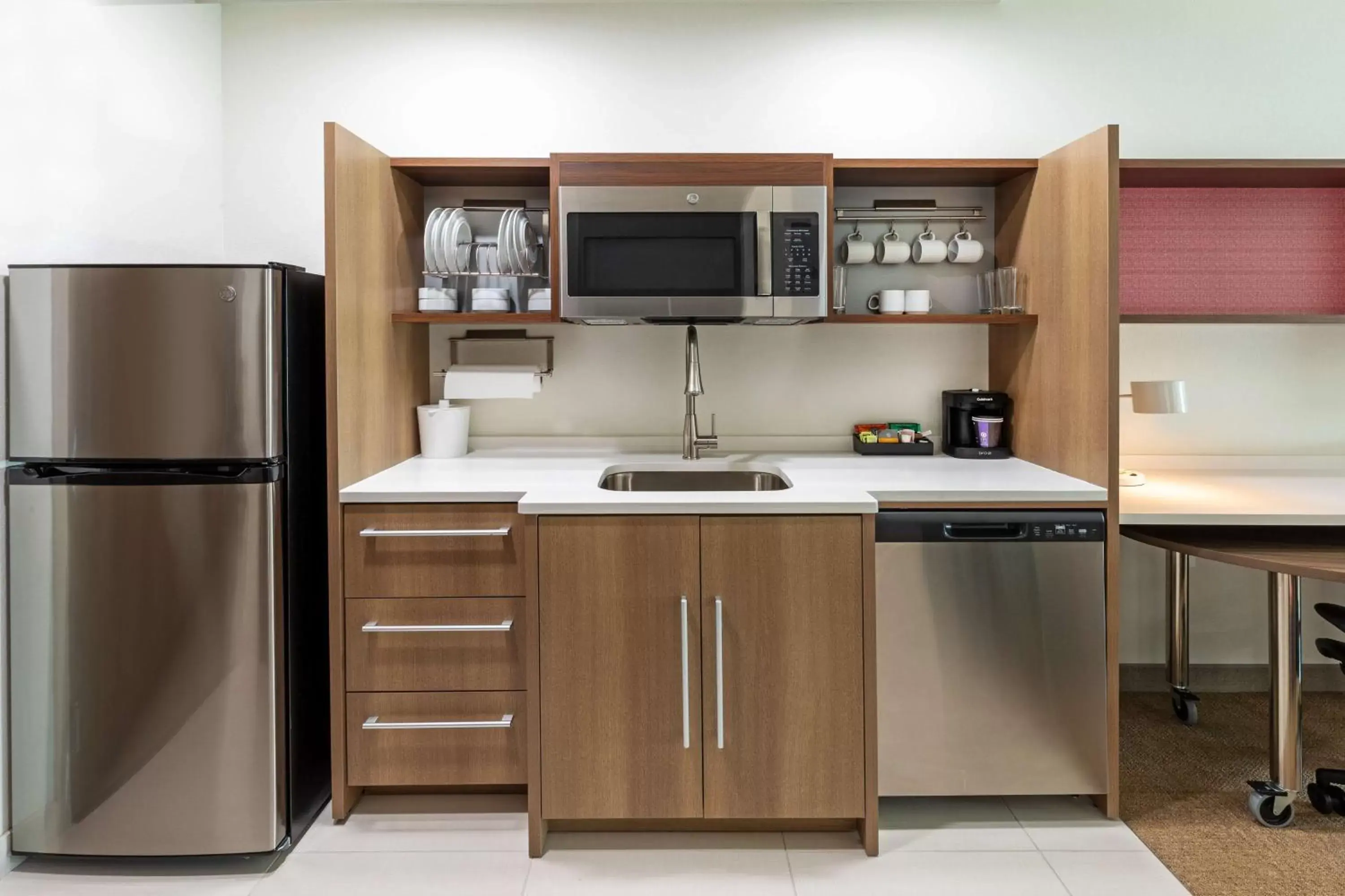 Kitchen or kitchenette, Kitchen/Kitchenette in Home2 Suites by Hilton Weatherford