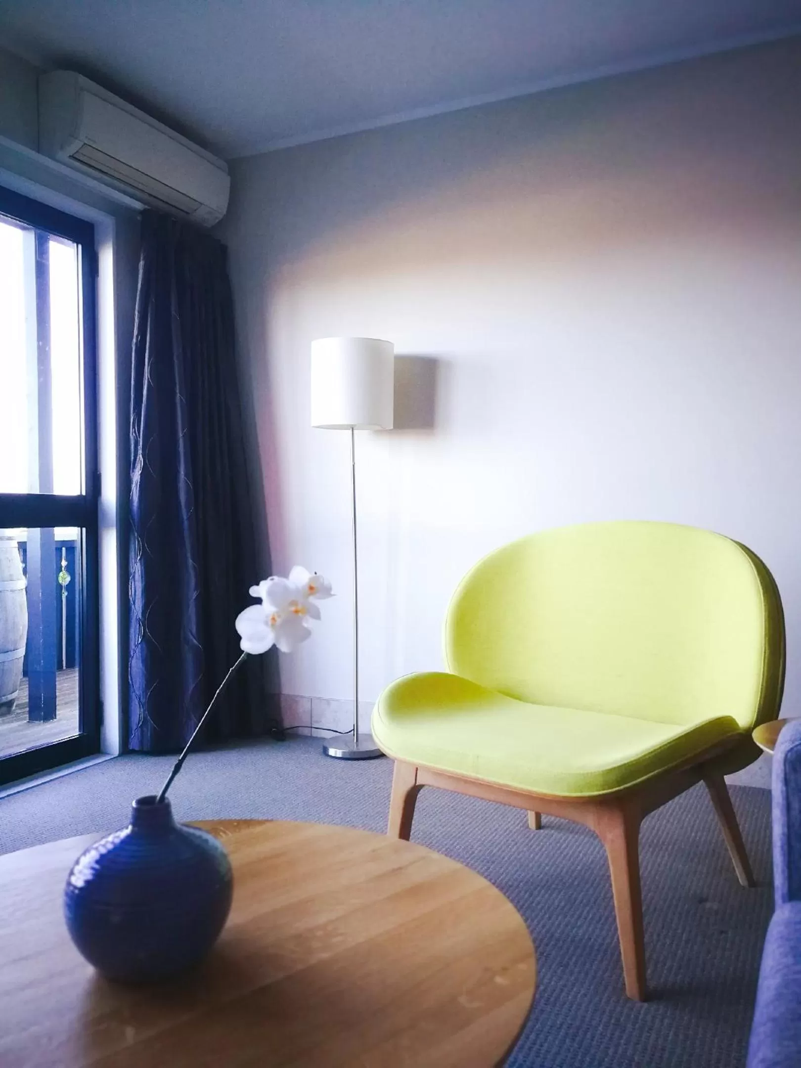 Living room in Le Chalet Suisse Motel Taupo