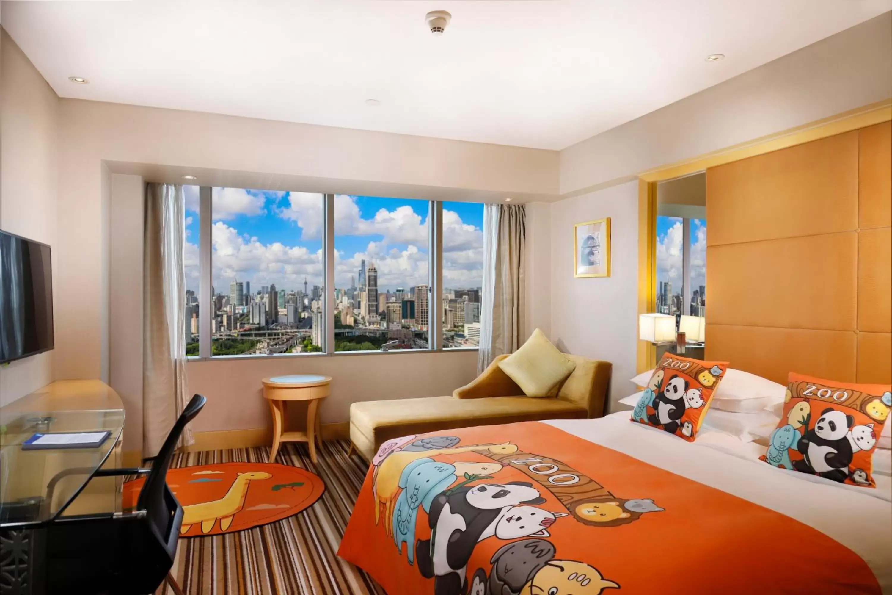 Bedroom in Jin Jiang Tower