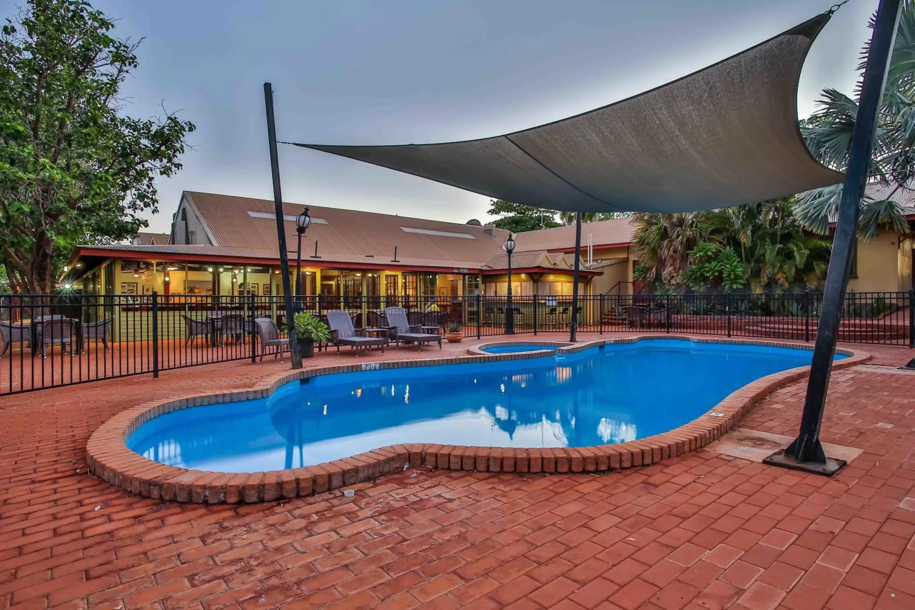 Property building, Swimming Pool in Kimberley Hotel