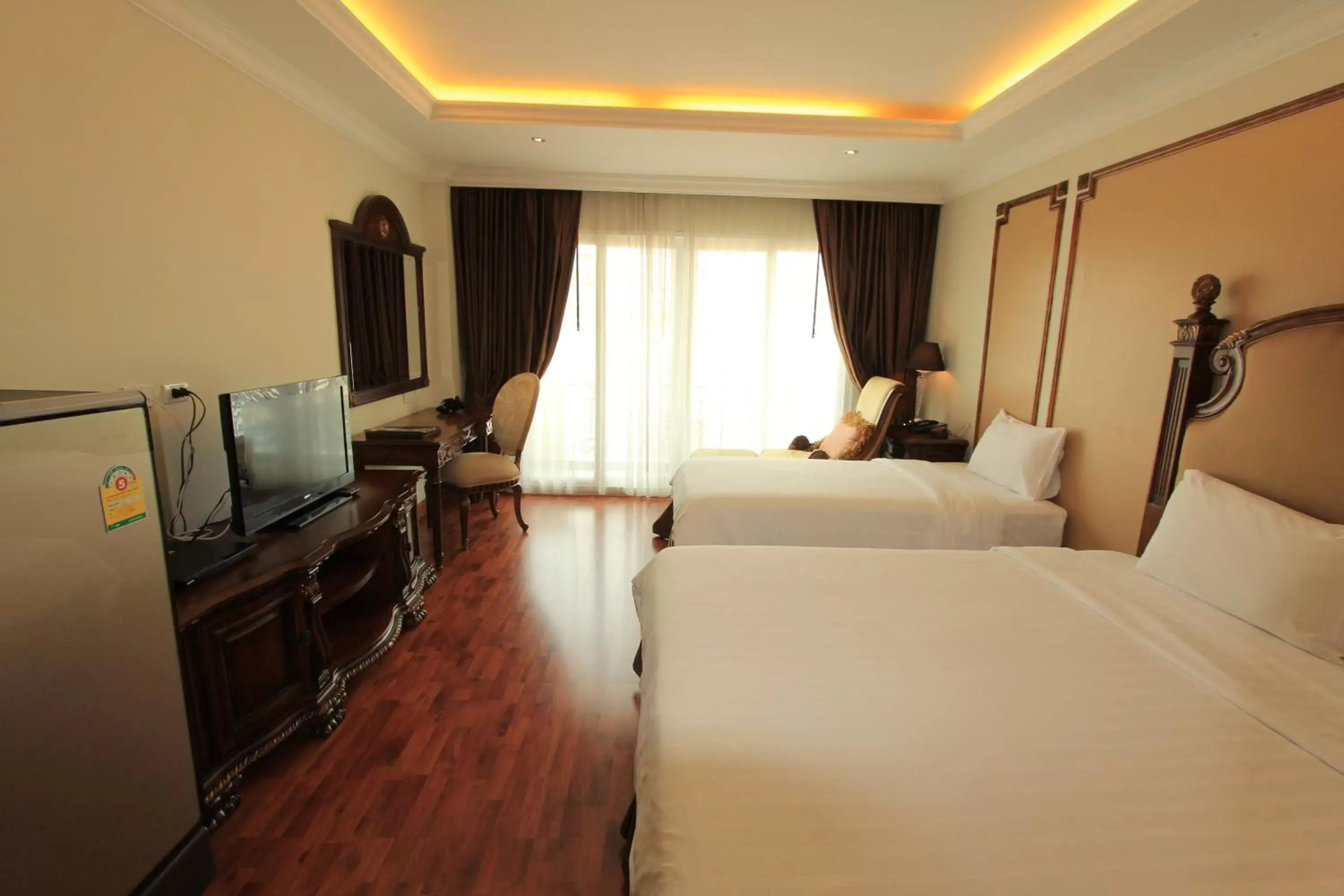 Superior Triple Room in LK Miracle Suite - SHA Extra Plus