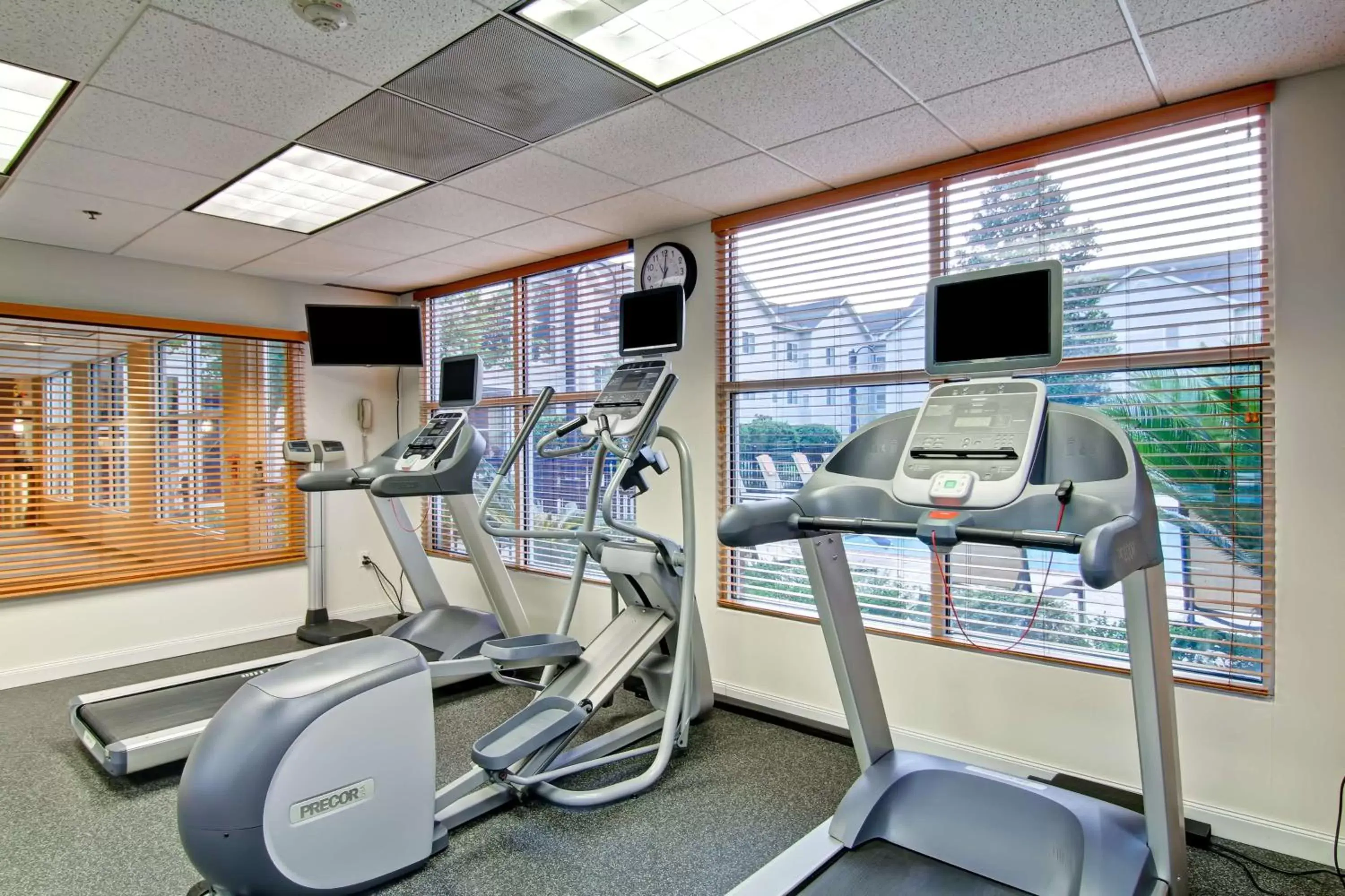 Fitness centre/facilities in Homewood Suites Houston Kingwood Parc Airport Area Fitness centre/facilities in Homewood Suites Houston Kingwood Parc Airport Area
