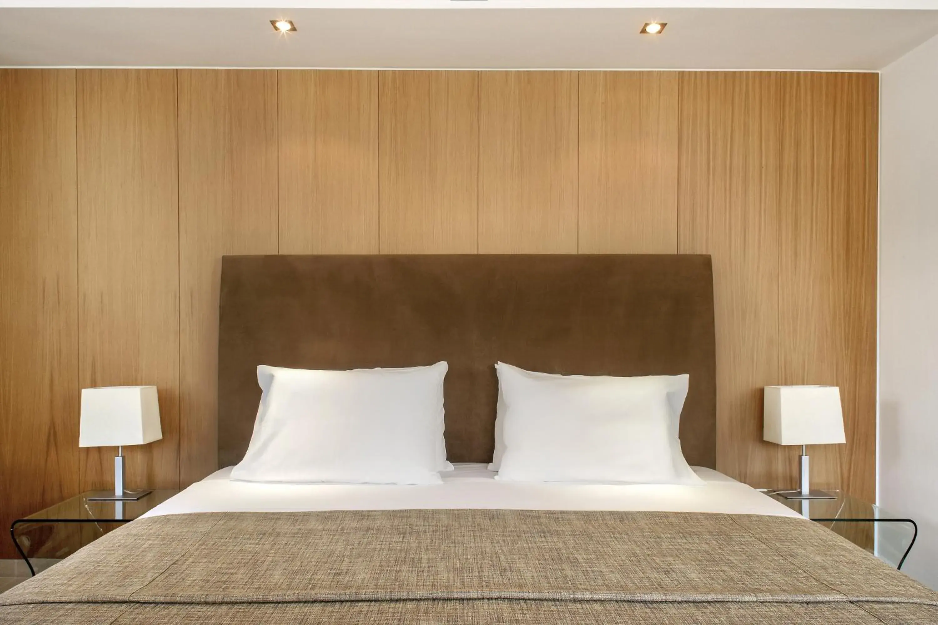 Superior Room with City View in Daios Luxury Living Superior Room with City View in Daios Luxury Living