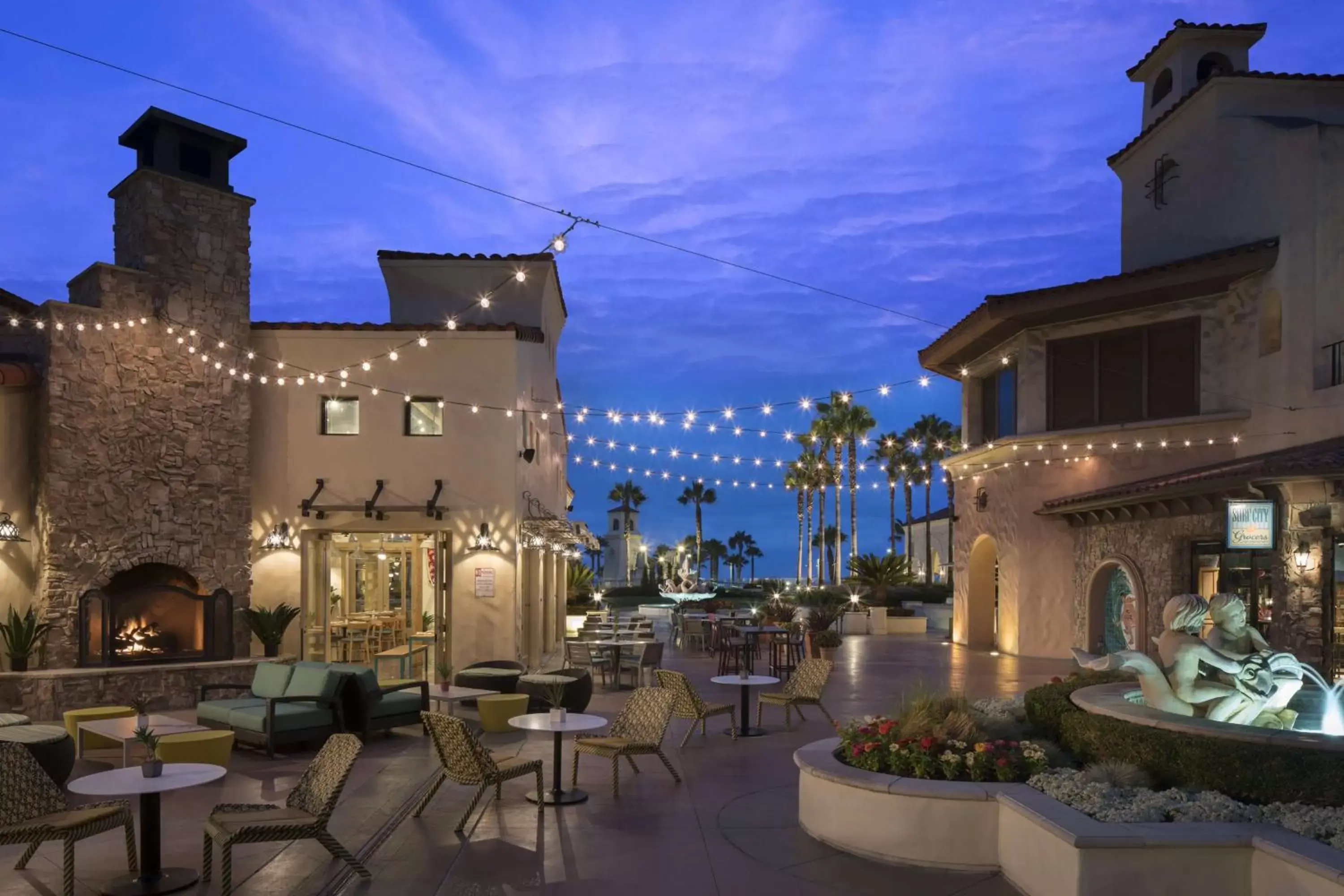 Restaurant/places to eat in Hyatt Regency Huntington Beach Resort and Spa