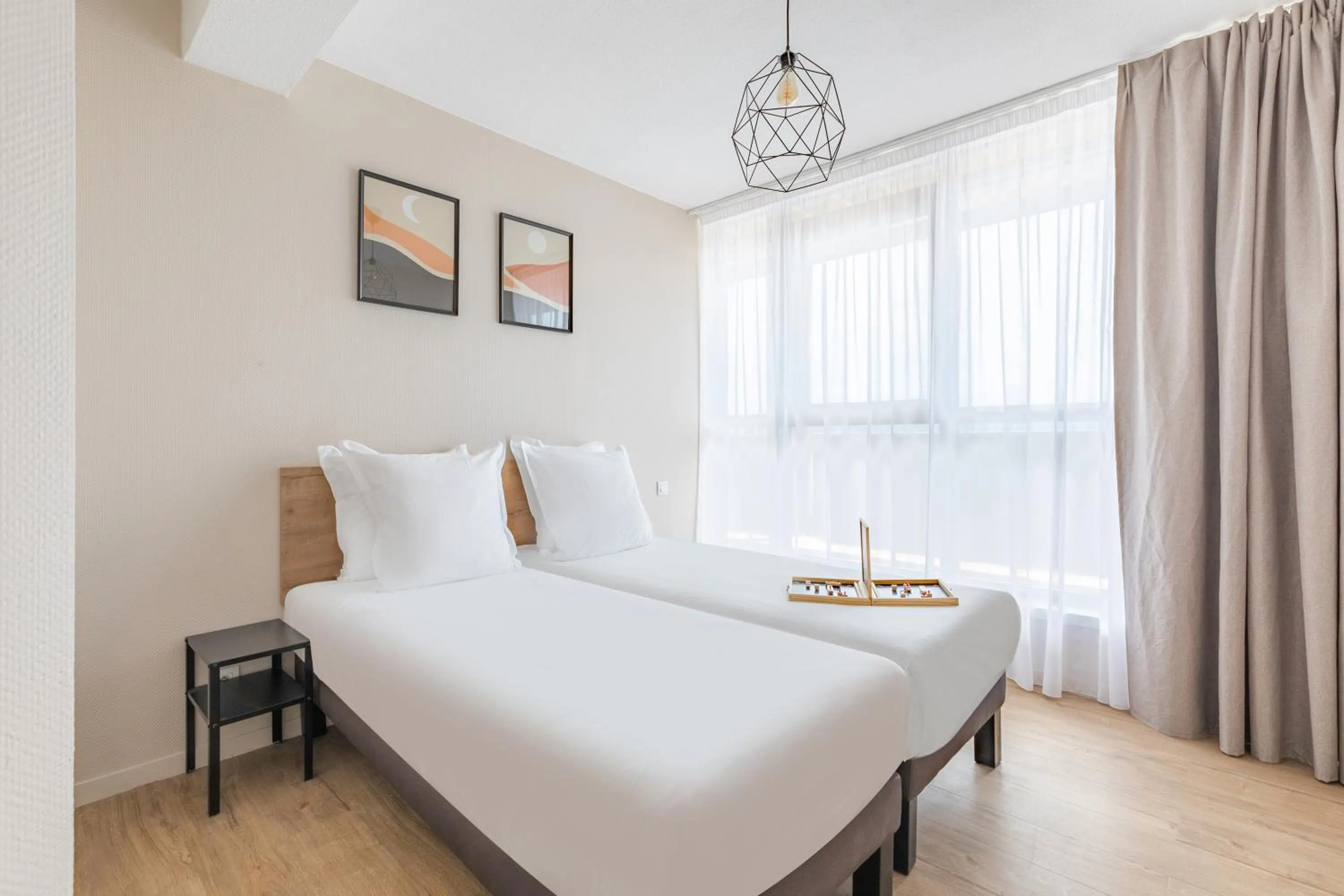 Bed in Appart'City Classic Bordeaux Centre