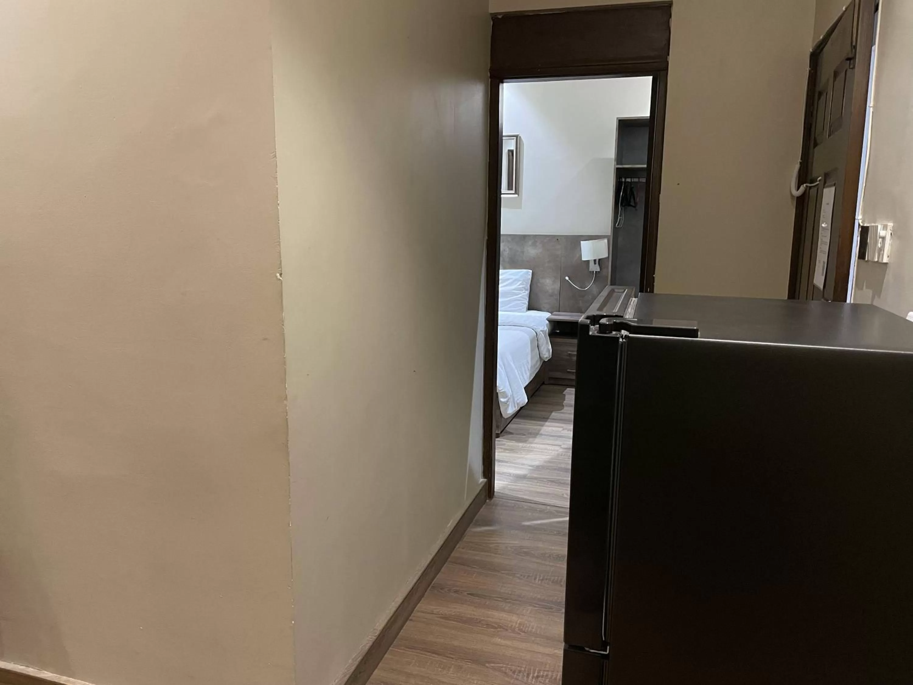 Communal lounge/ TV room in Hamsun Shahrah-e-Faisal