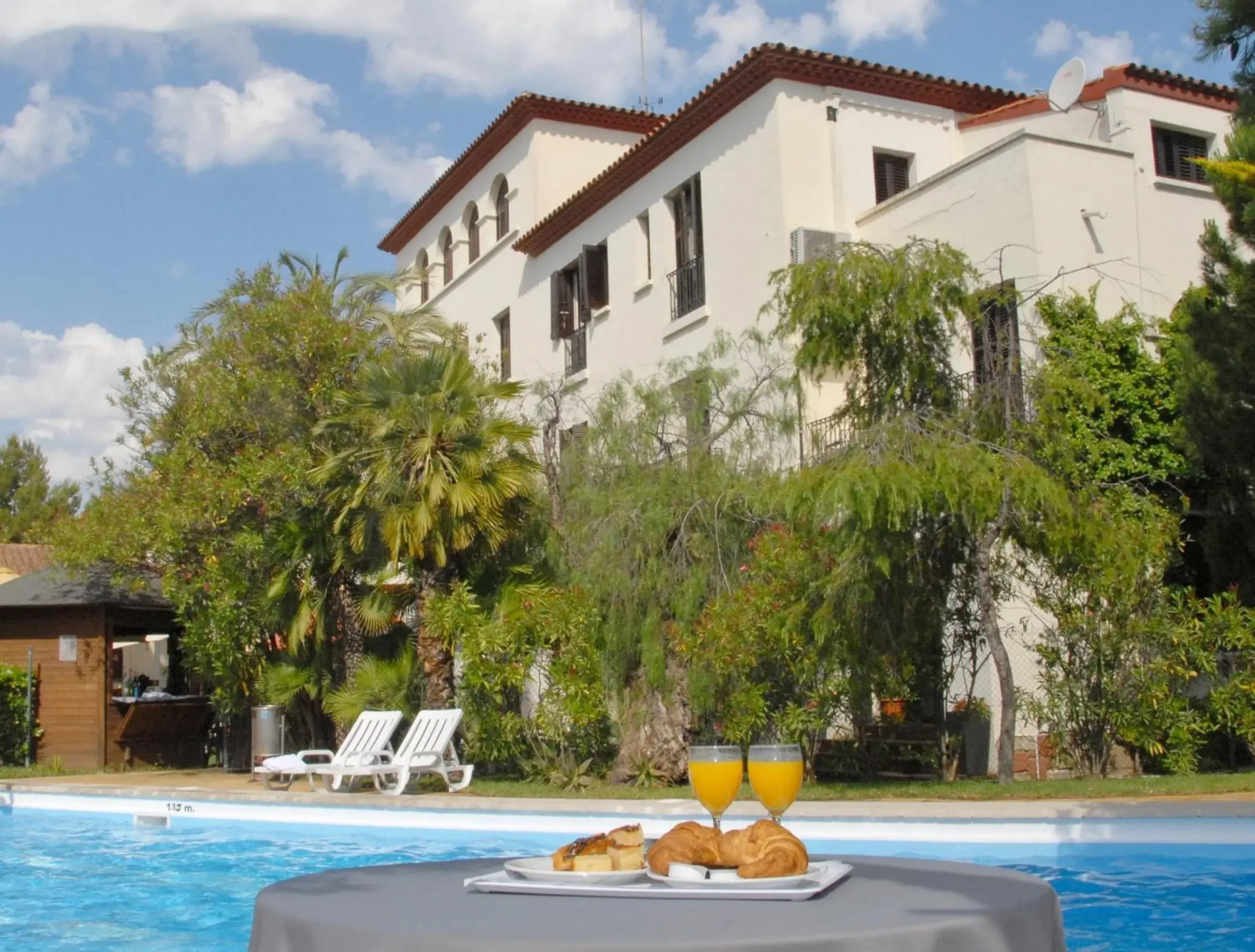 Swimming Pool in Hotel El Castell