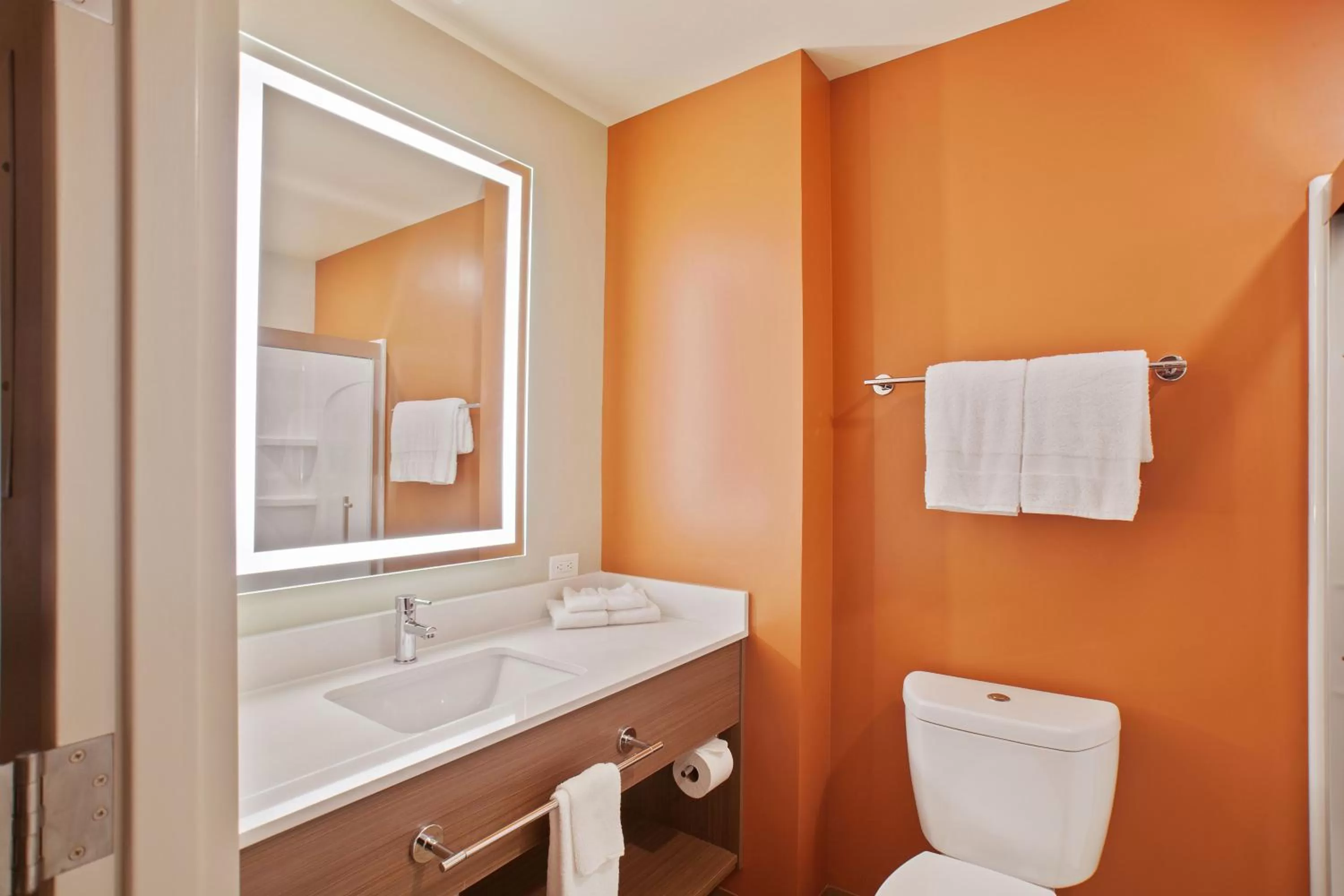 Bathroom in Extended Stay America Premier Suites - Providence - East Providence