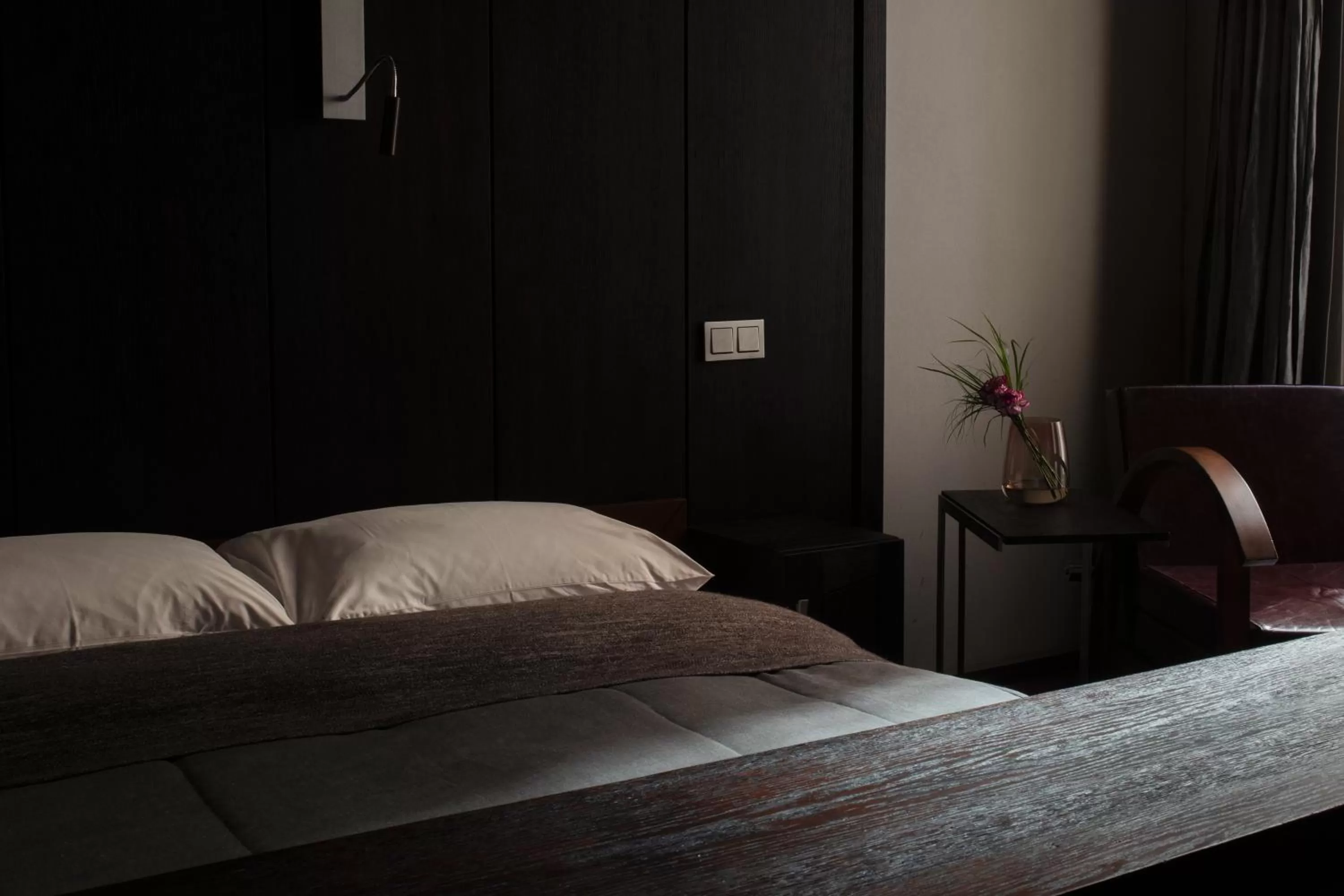 Bed in Hotel Monopol