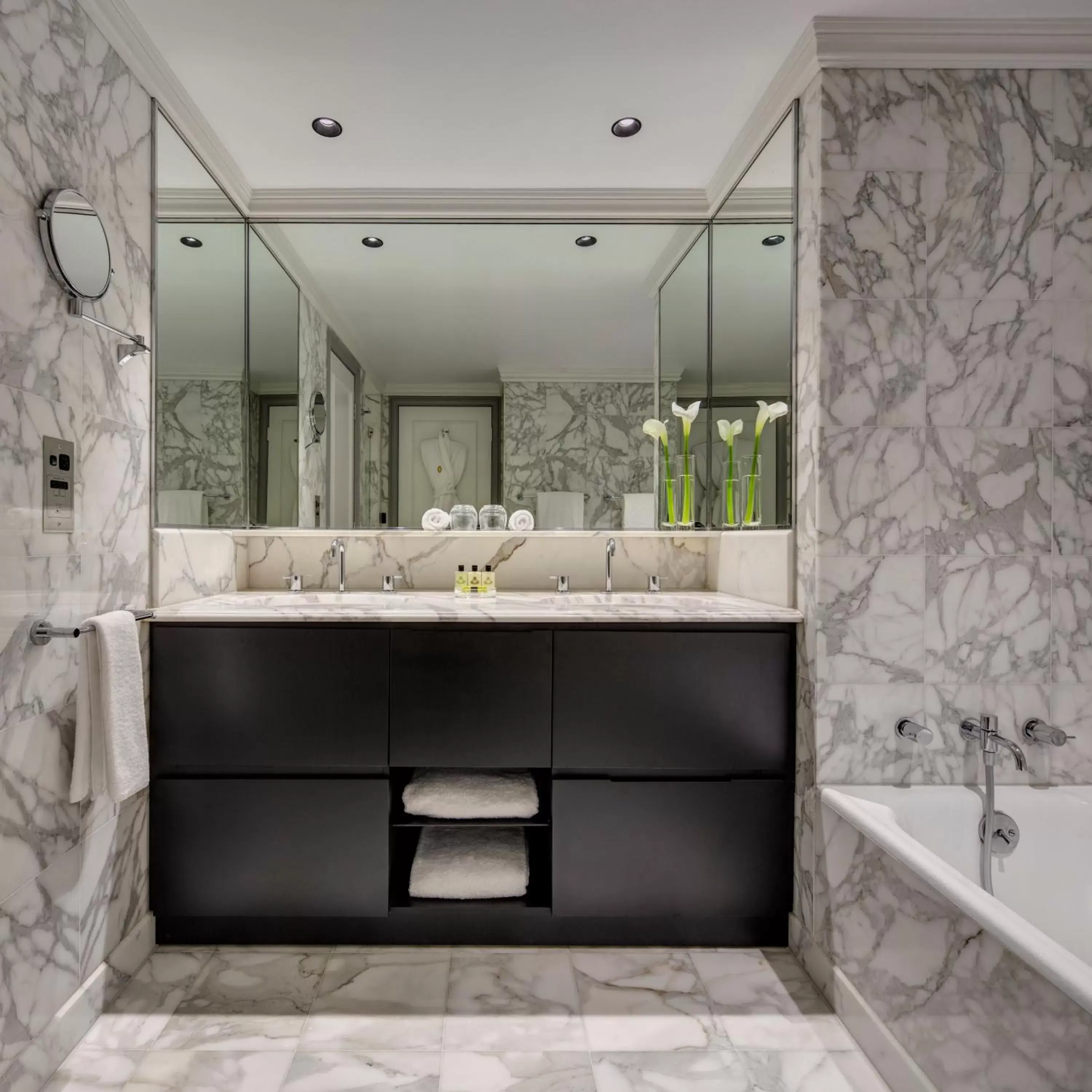 Bathroom in InterContinental Sydney Double Bay, an IHG Hotel