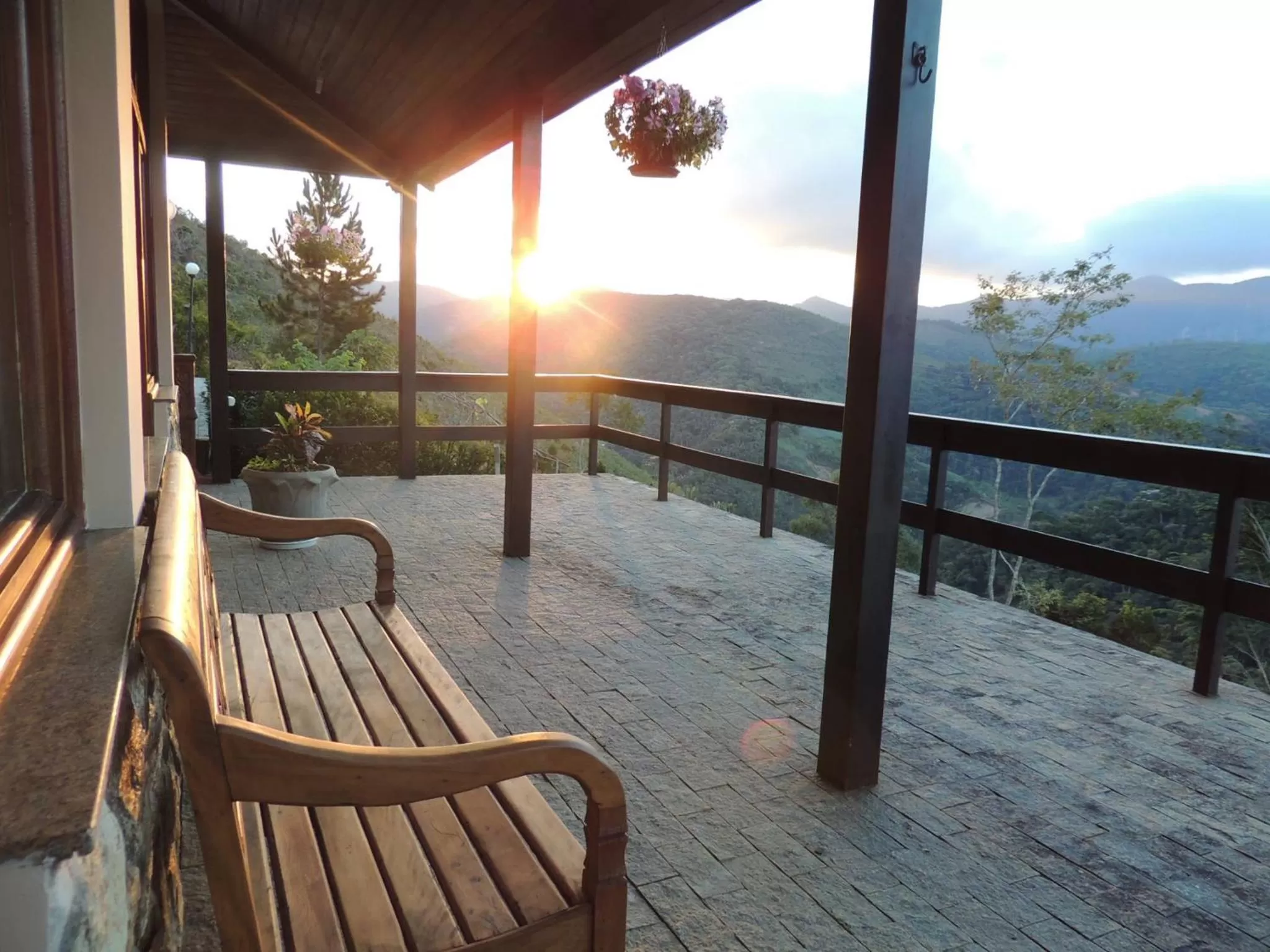 Pousada R.N.C. Nosso Paraíso