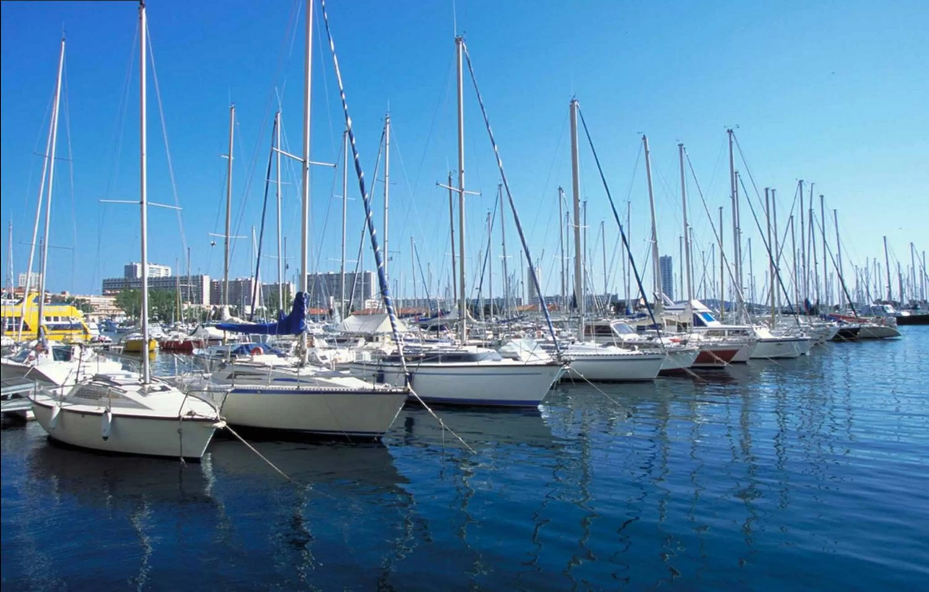 Entertainment in Ibis Budget Toulon Centre