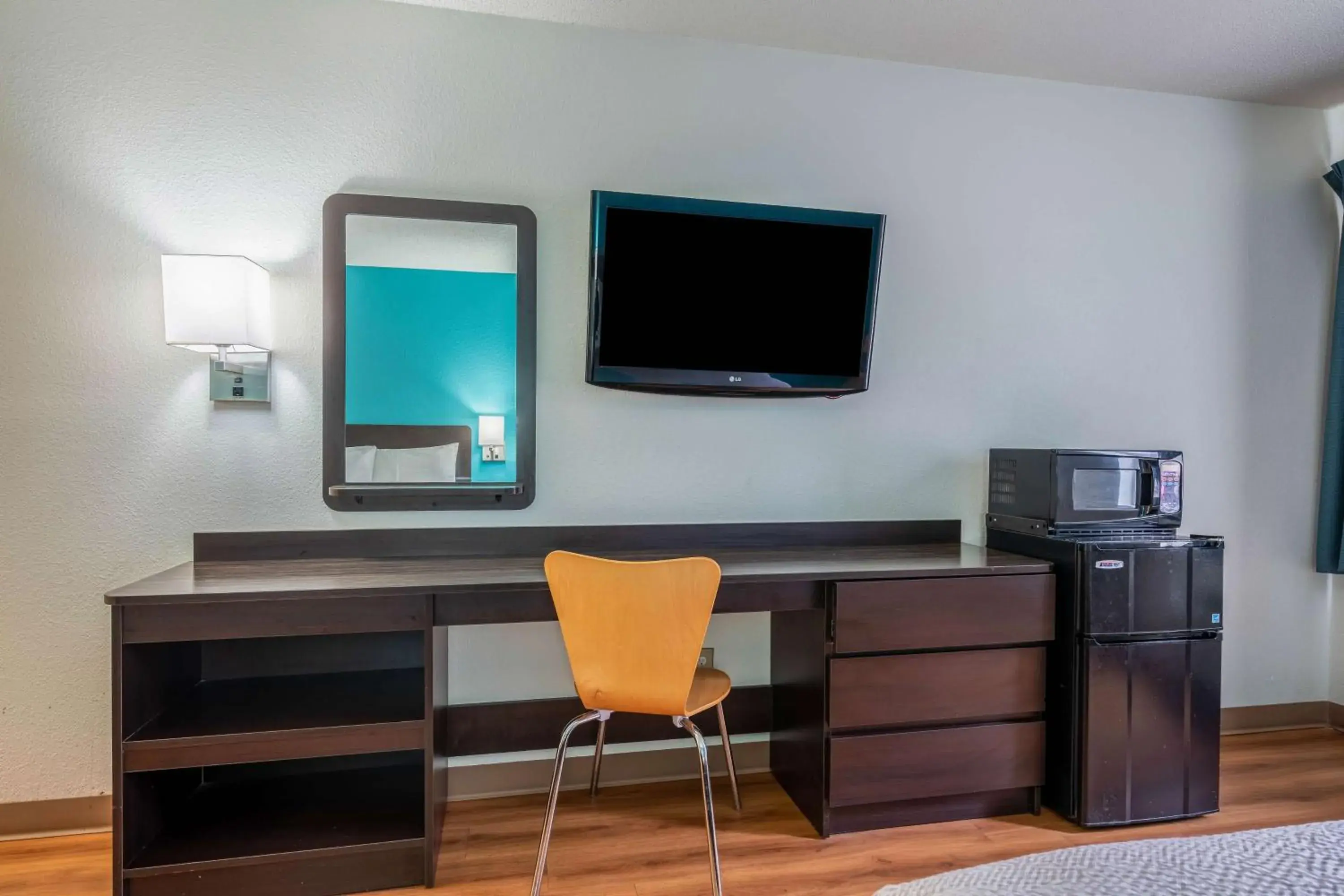 TV and multimedia, TV/Entertainment Center in Motel 6-Rocky Mount, NC