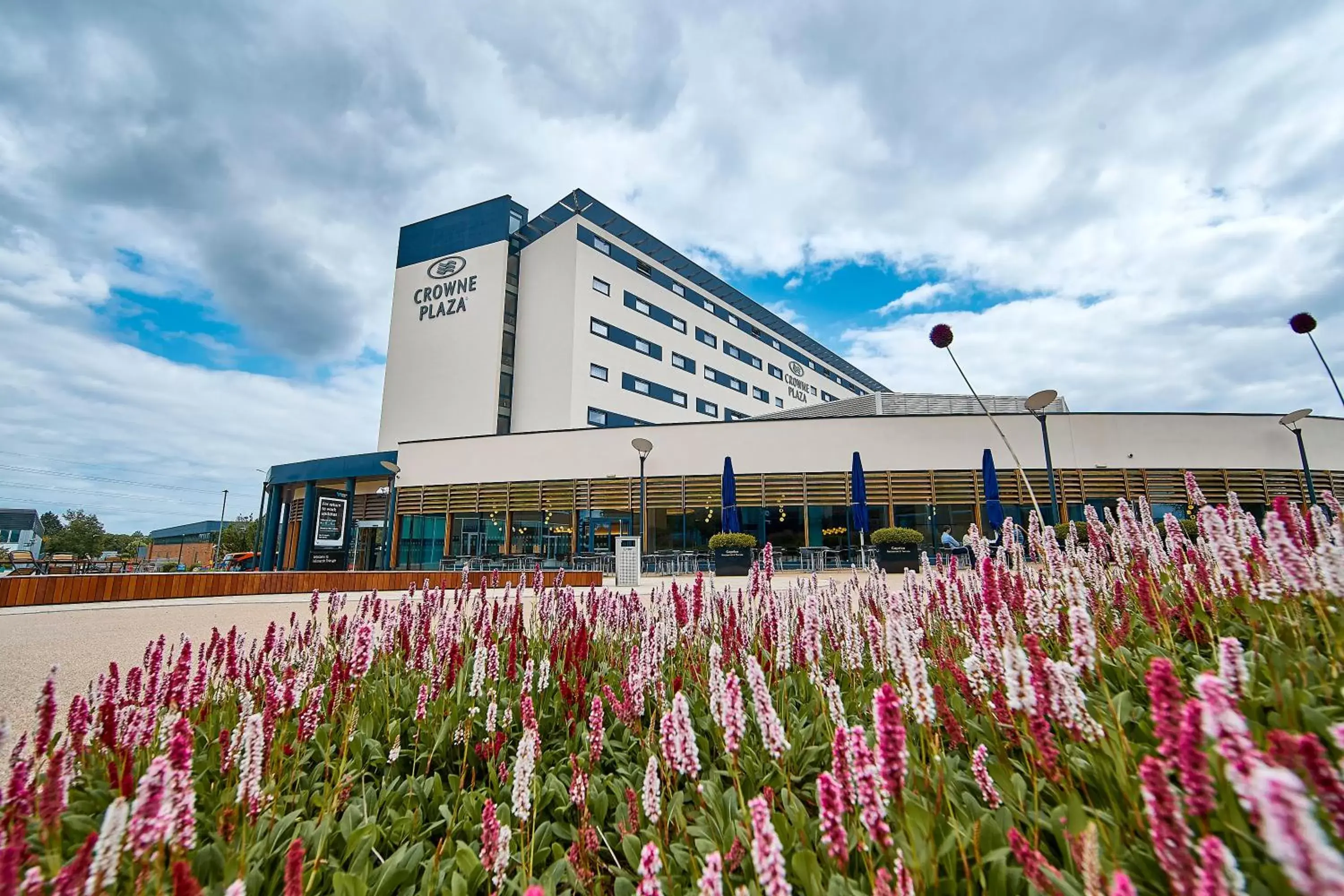 Property Building in Crowne Plaza Reading East