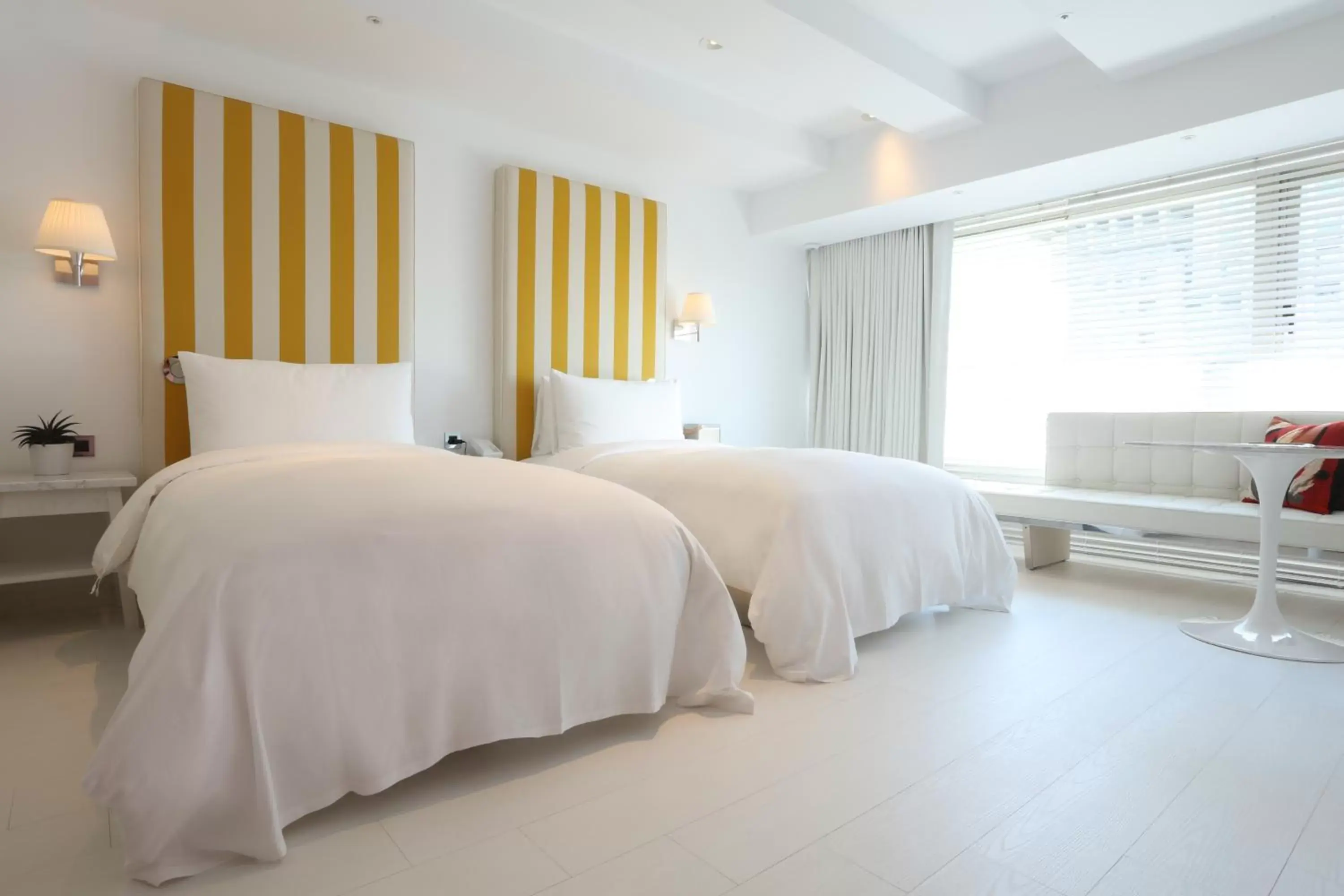 Photo of the whole room, Bed in S Hotel | Designed by Philippe Starck