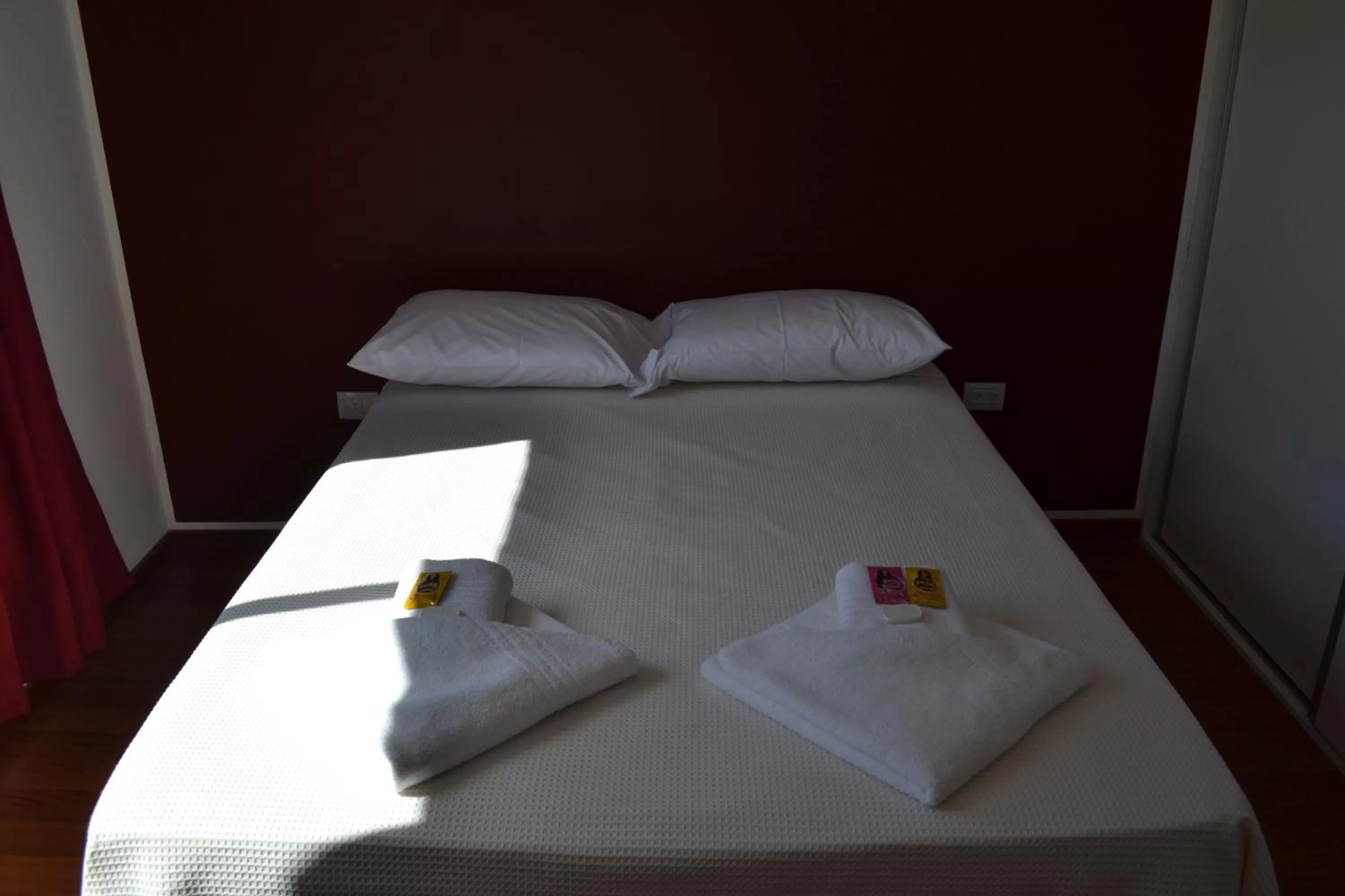 Bed in Apart Porto del Sol by CPH