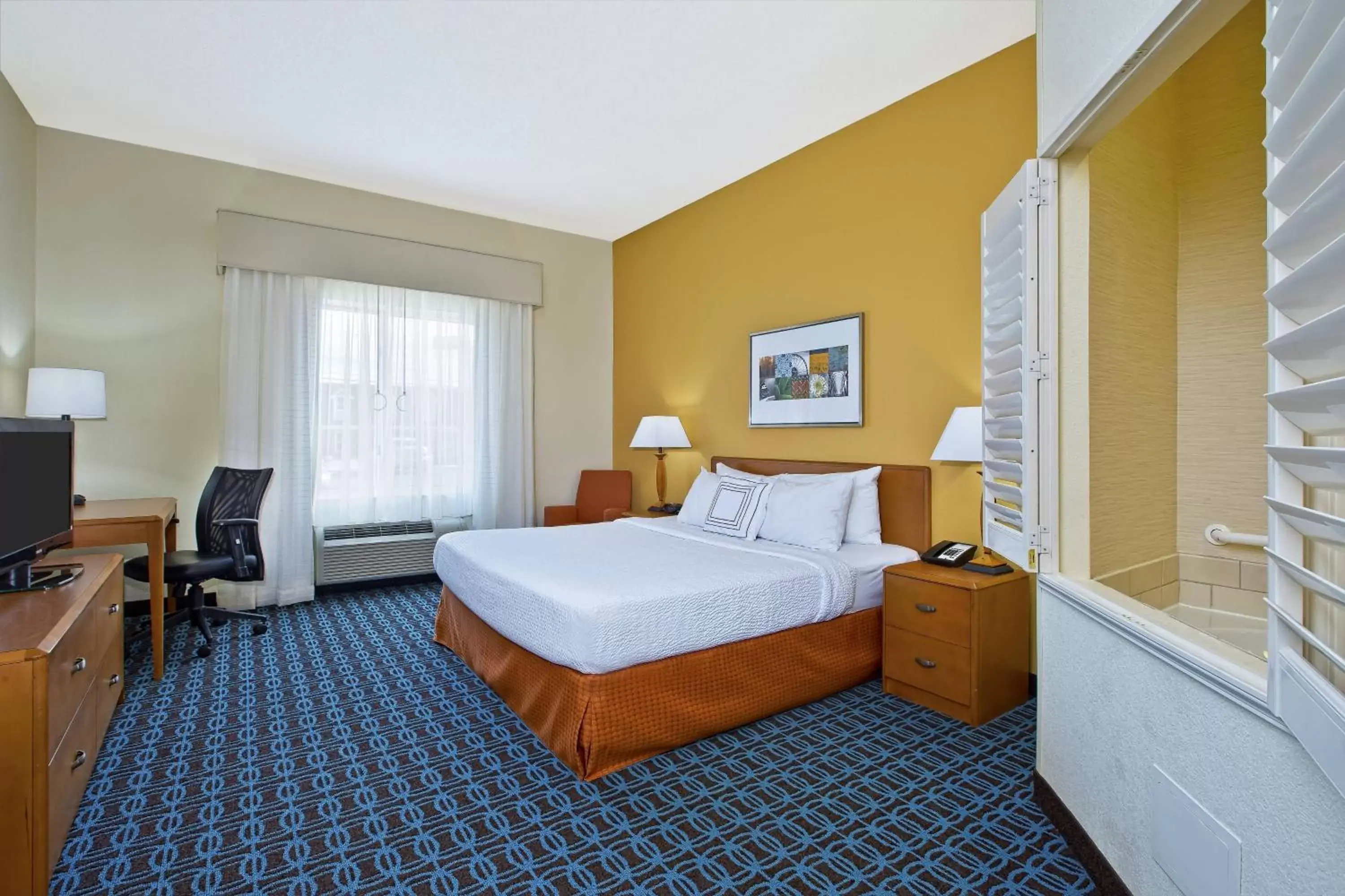 Swimming pool, Bed in Fairfield Inn & Suites by Marriott Chattanooga South East Ridge