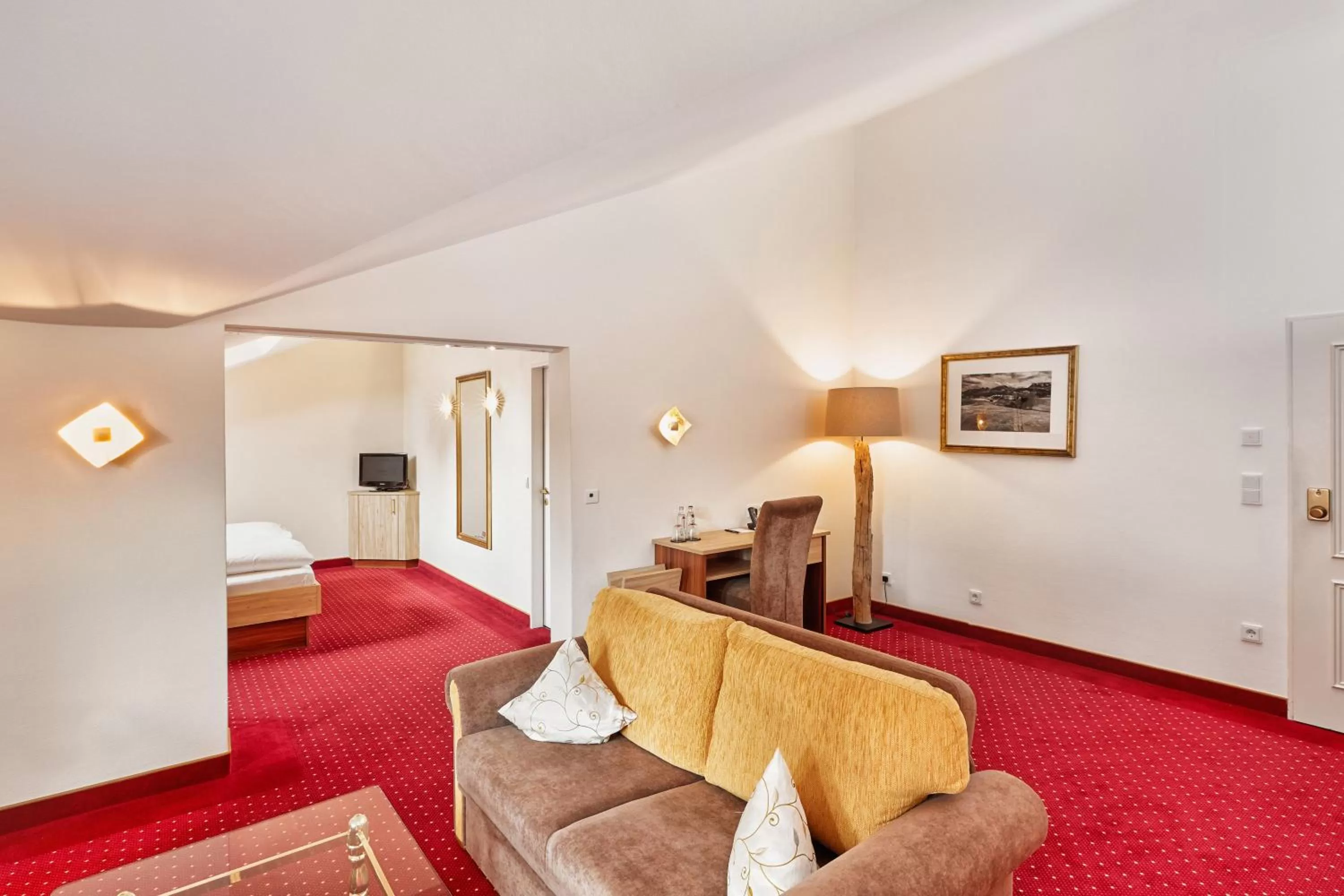 Photo of the whole room in Königshof Hotel Resort