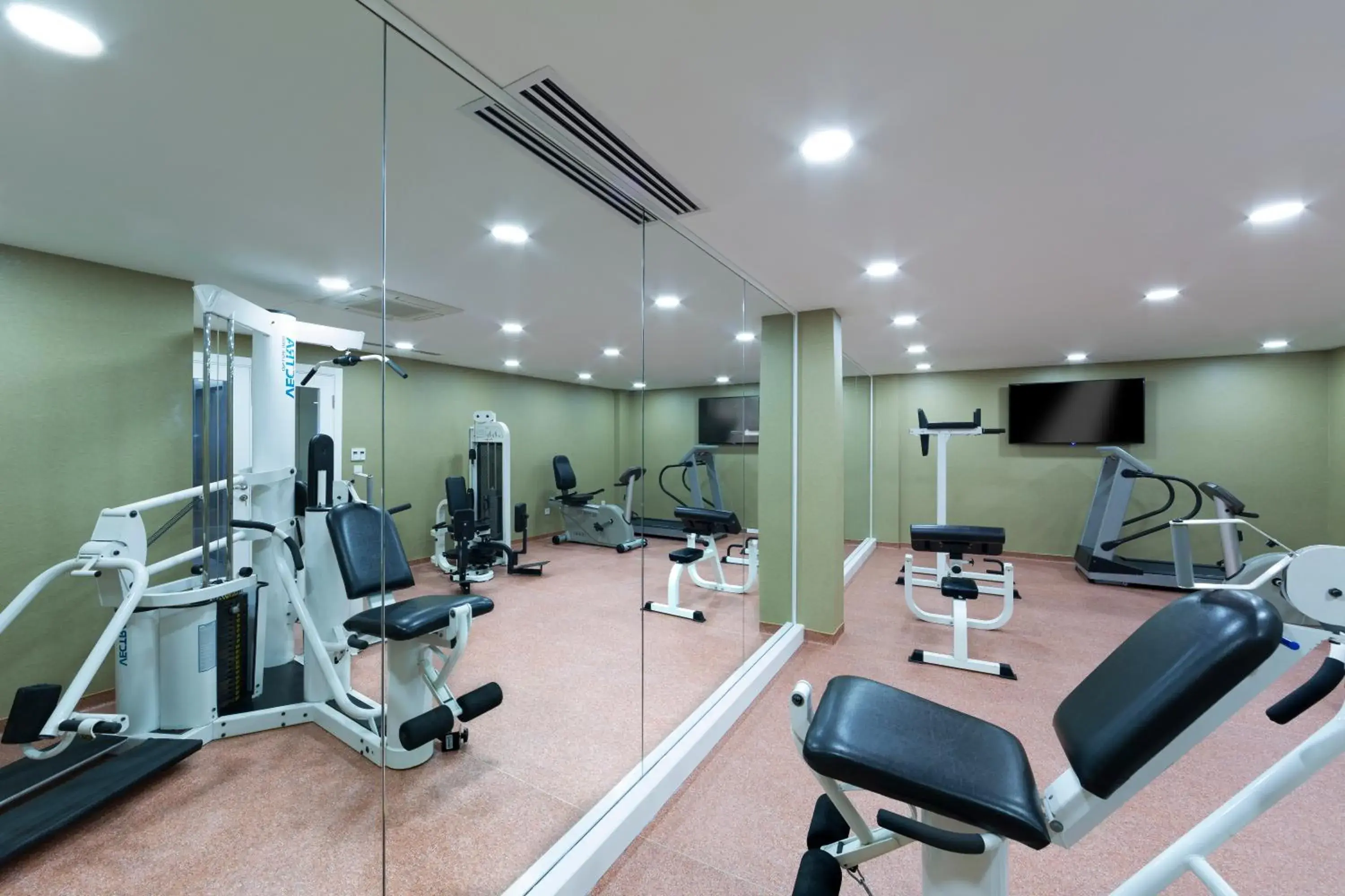 Spa and wellness centre/facilities, Fitness Center/Facilities in Regard Hotel