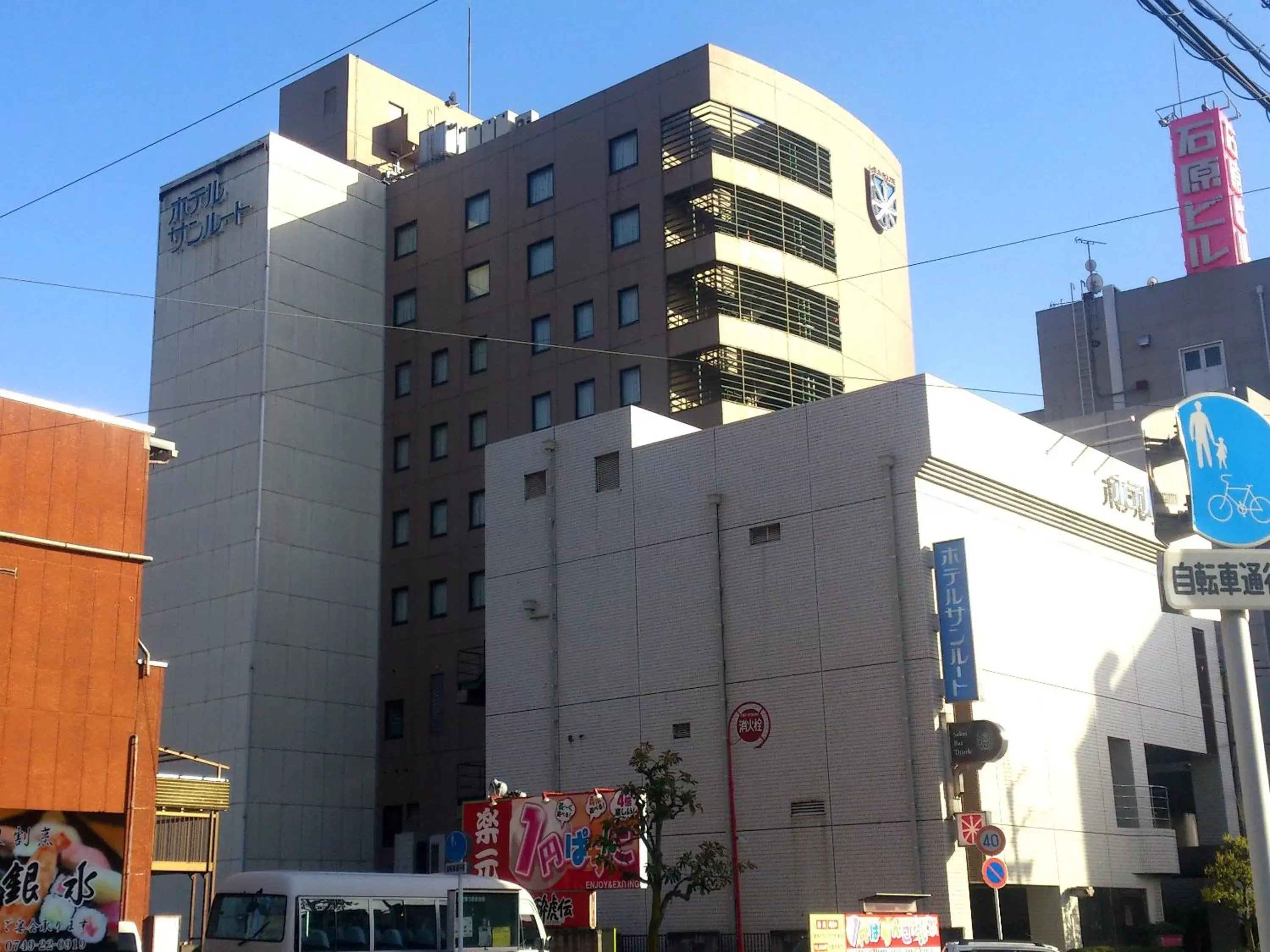 Facade/entrance, Property Building in Hotel Sunroute Hikone