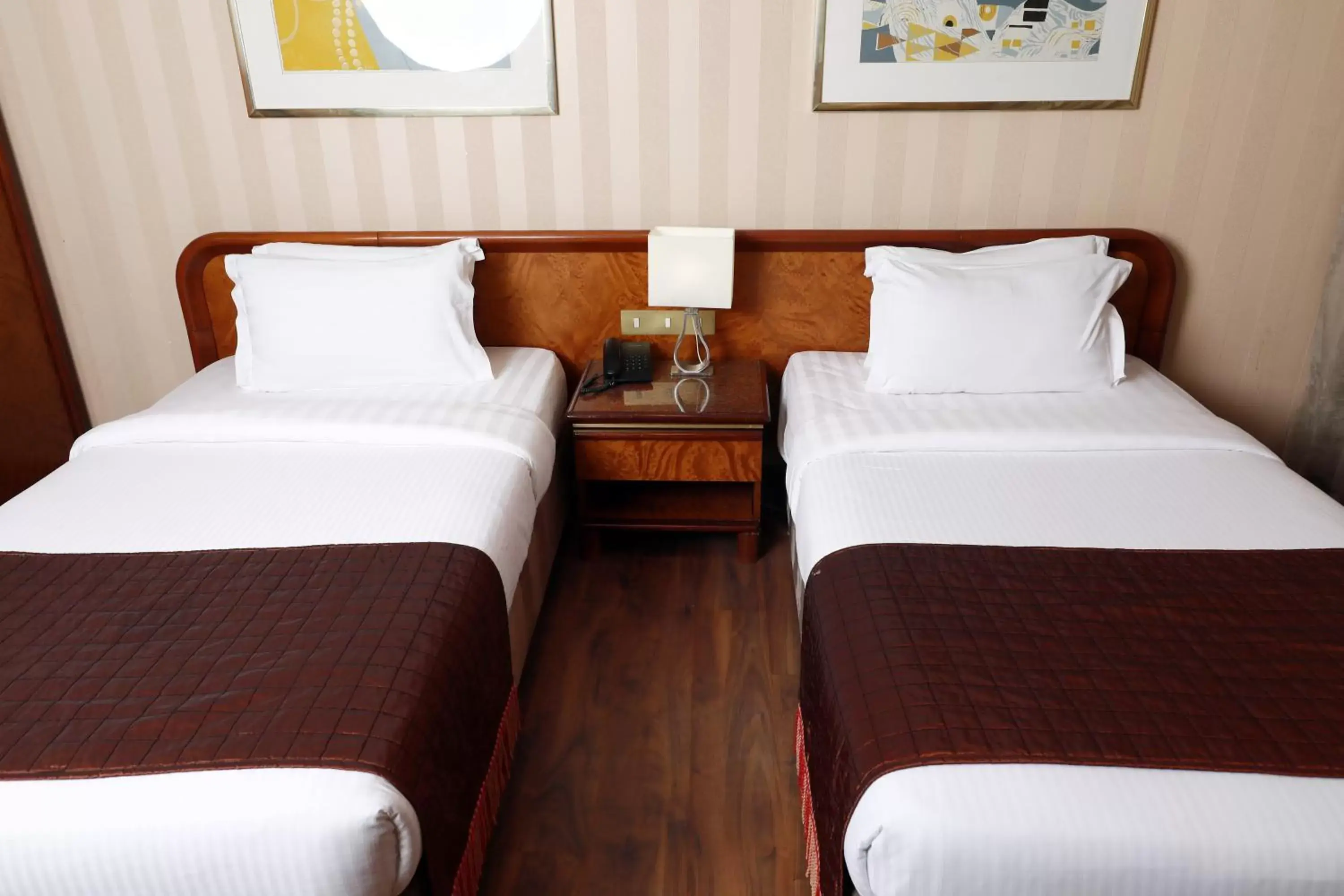 Bed in Al Hyatt Jeddah Continental Hotel