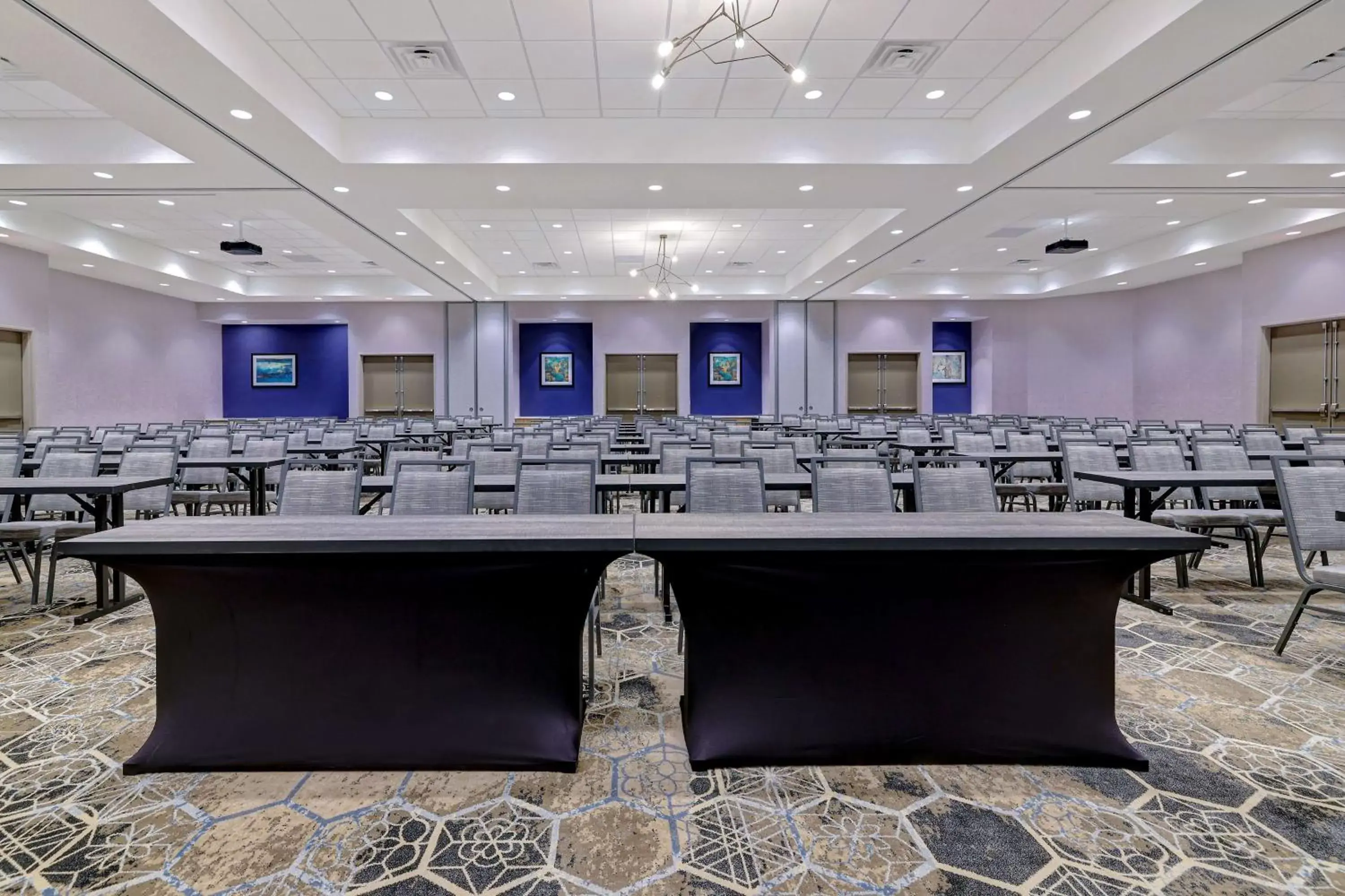 Meeting/conference room in Hilton Garden Inn Cedar Rapids